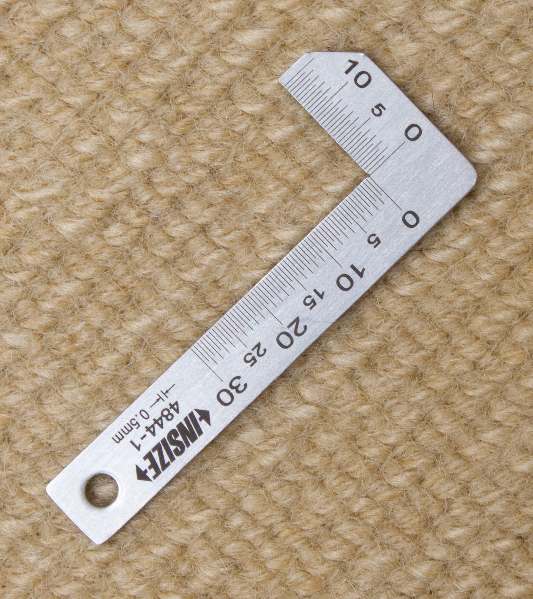 Eine Fotoaufnahme eines Nepal Teppich Teppichs.