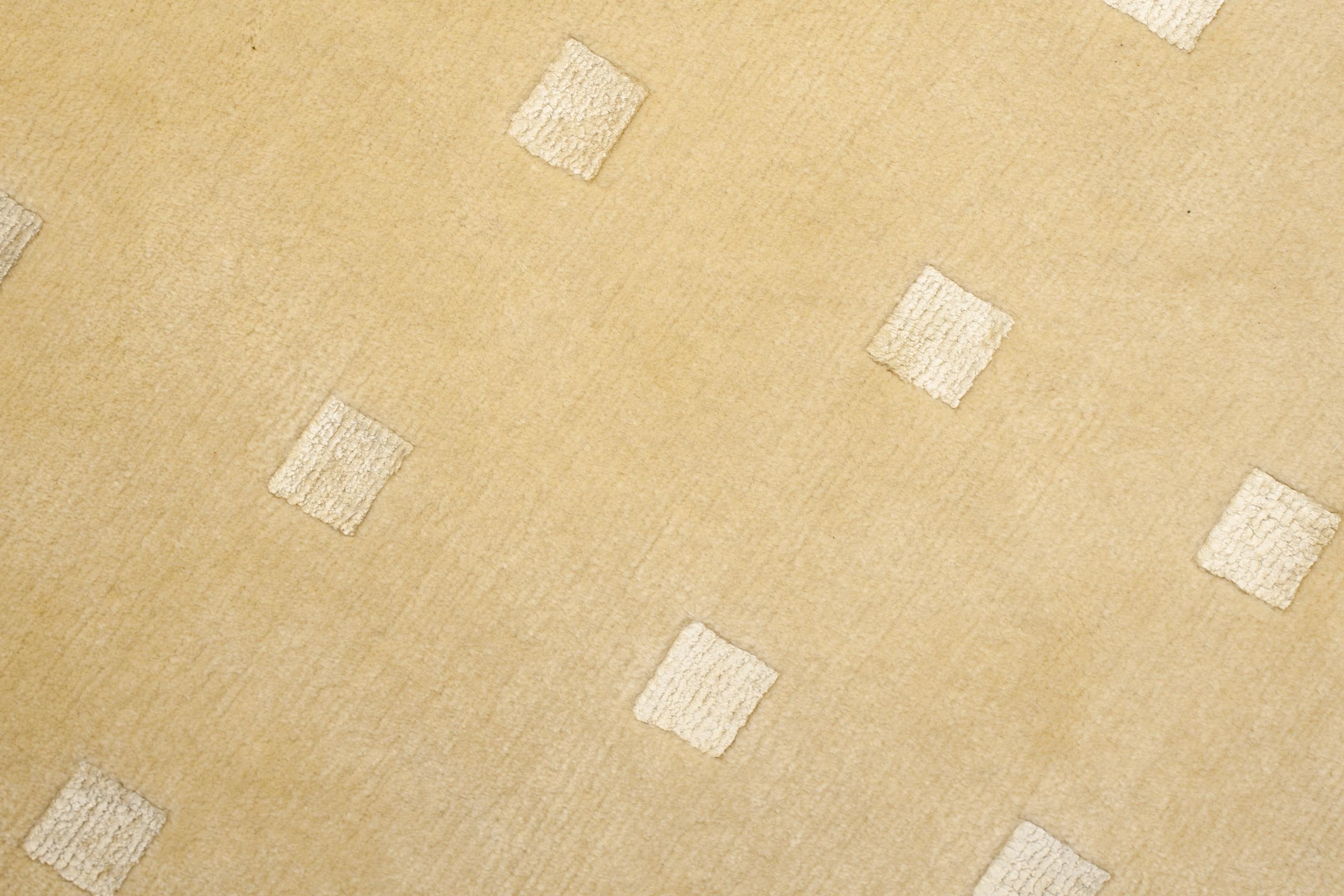 Eine Fotoaufnahme eines Nepal Teppich Teppichs.