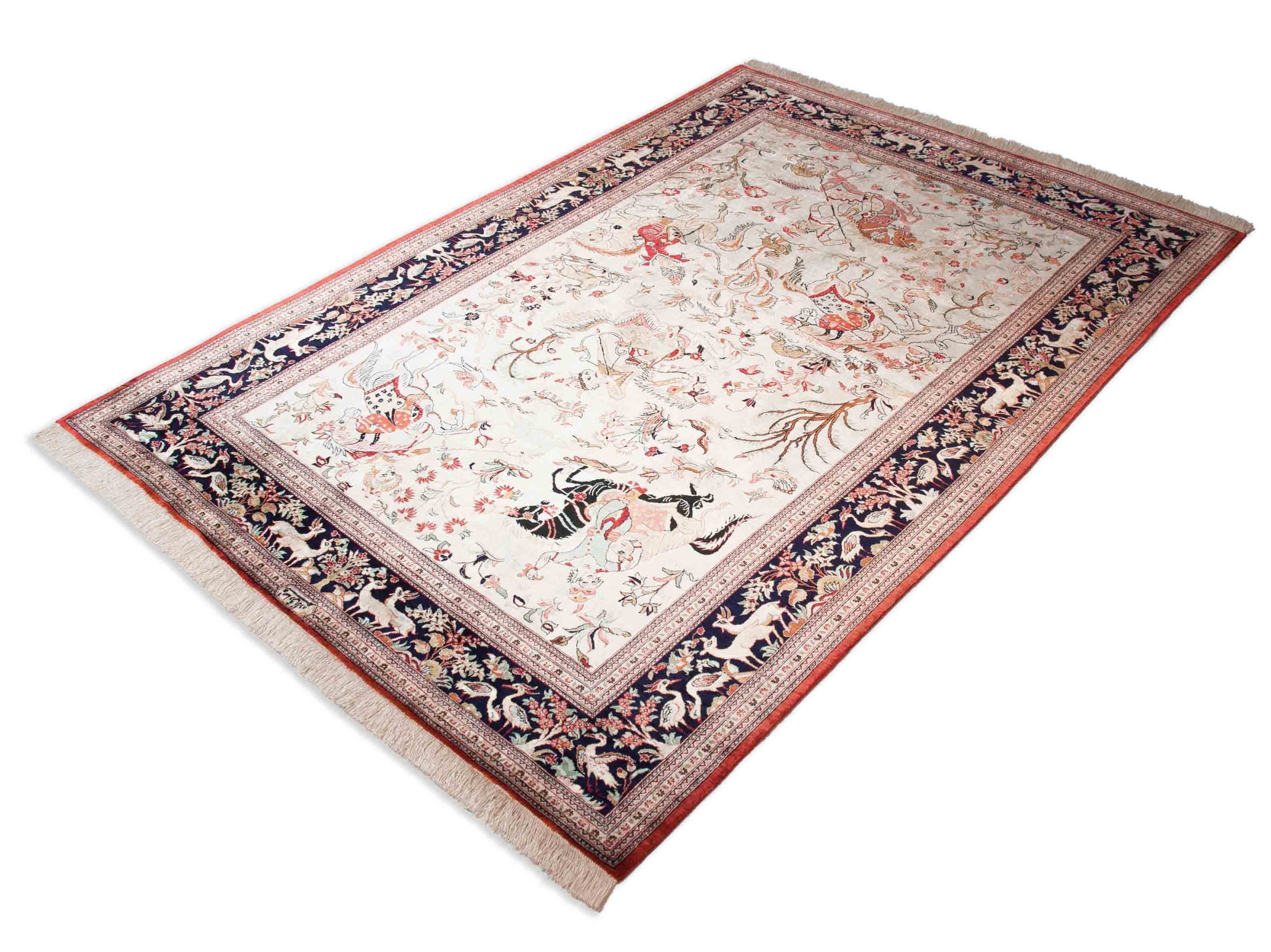 Eine Fotoaufnahme eines Ghom Teppichs.