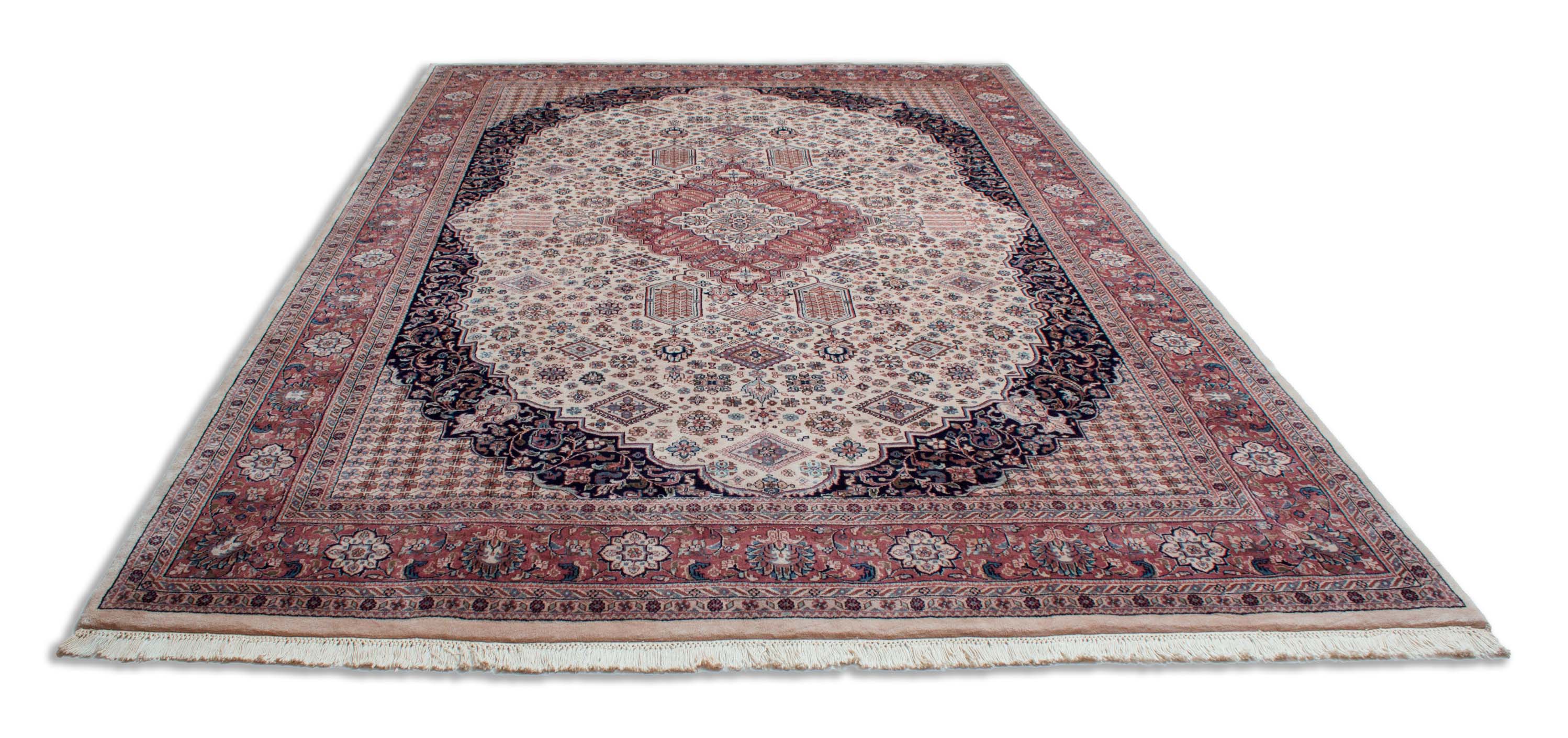 Indischer Orientteppich | 330 cm x 250 cm | Nr. 18728