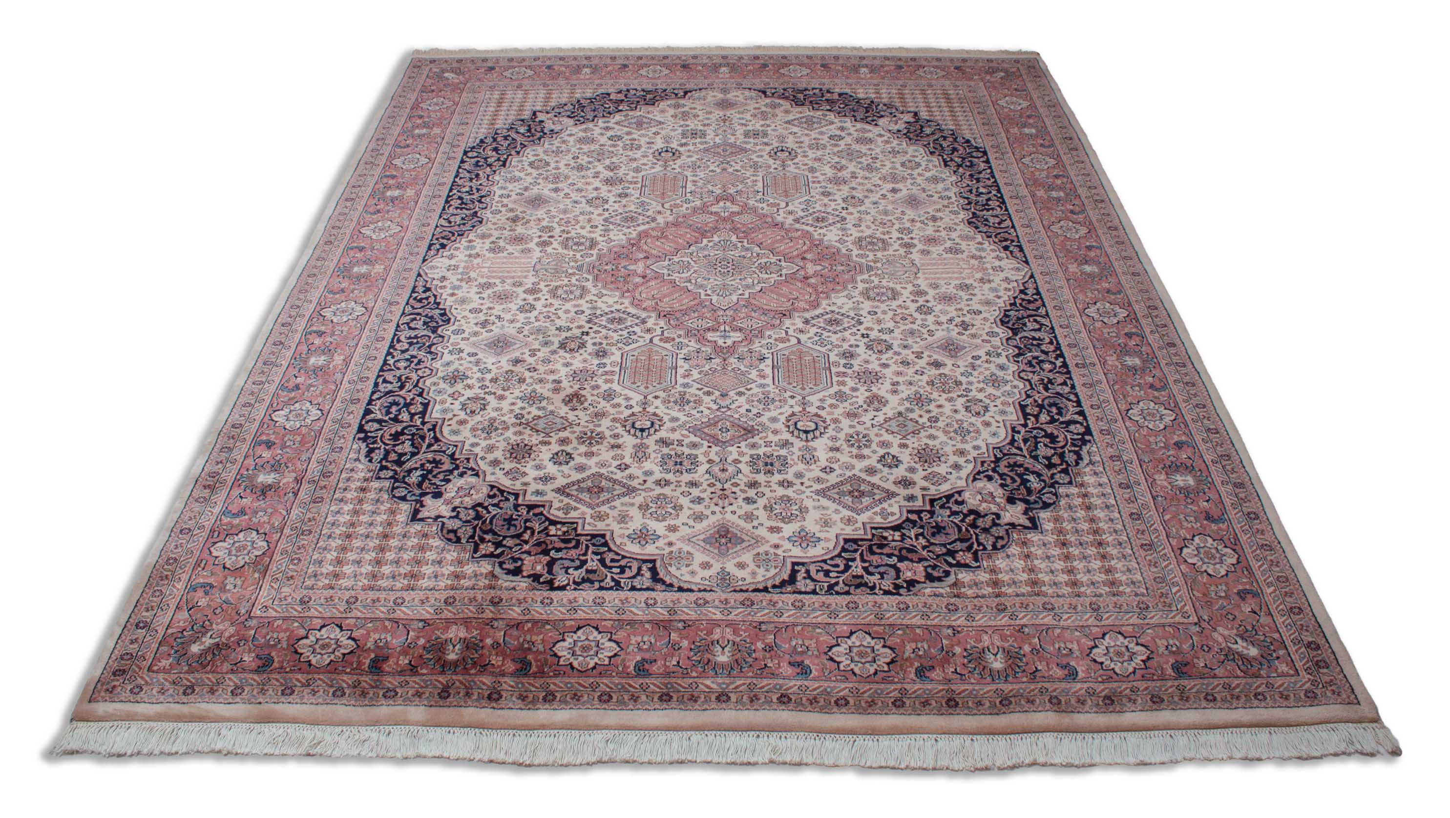 Indischer Orientteppich | 330 cm x 250 cm | Nr. 18728