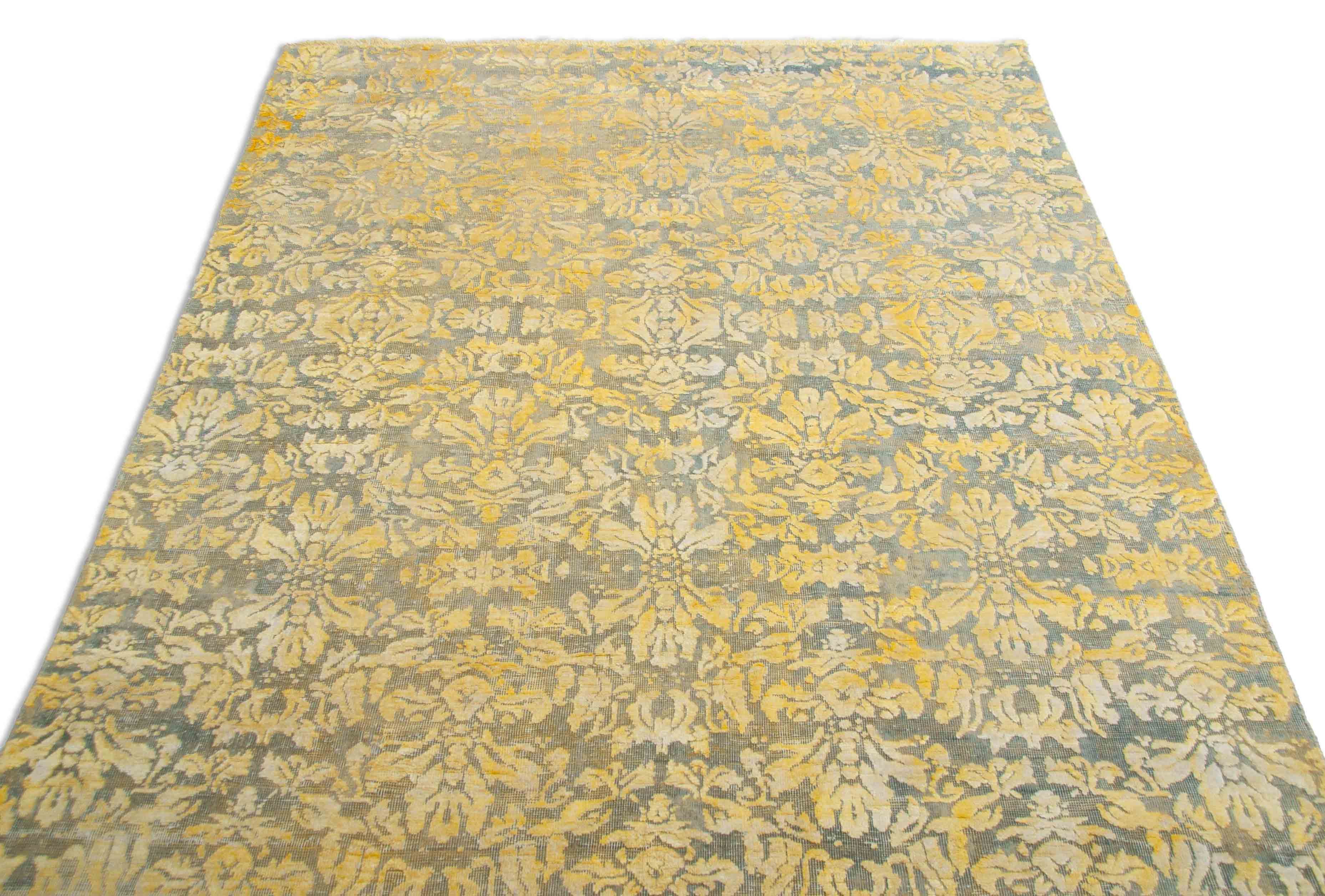 Eine Fotoaufnahme eines Tapis Teppichs.