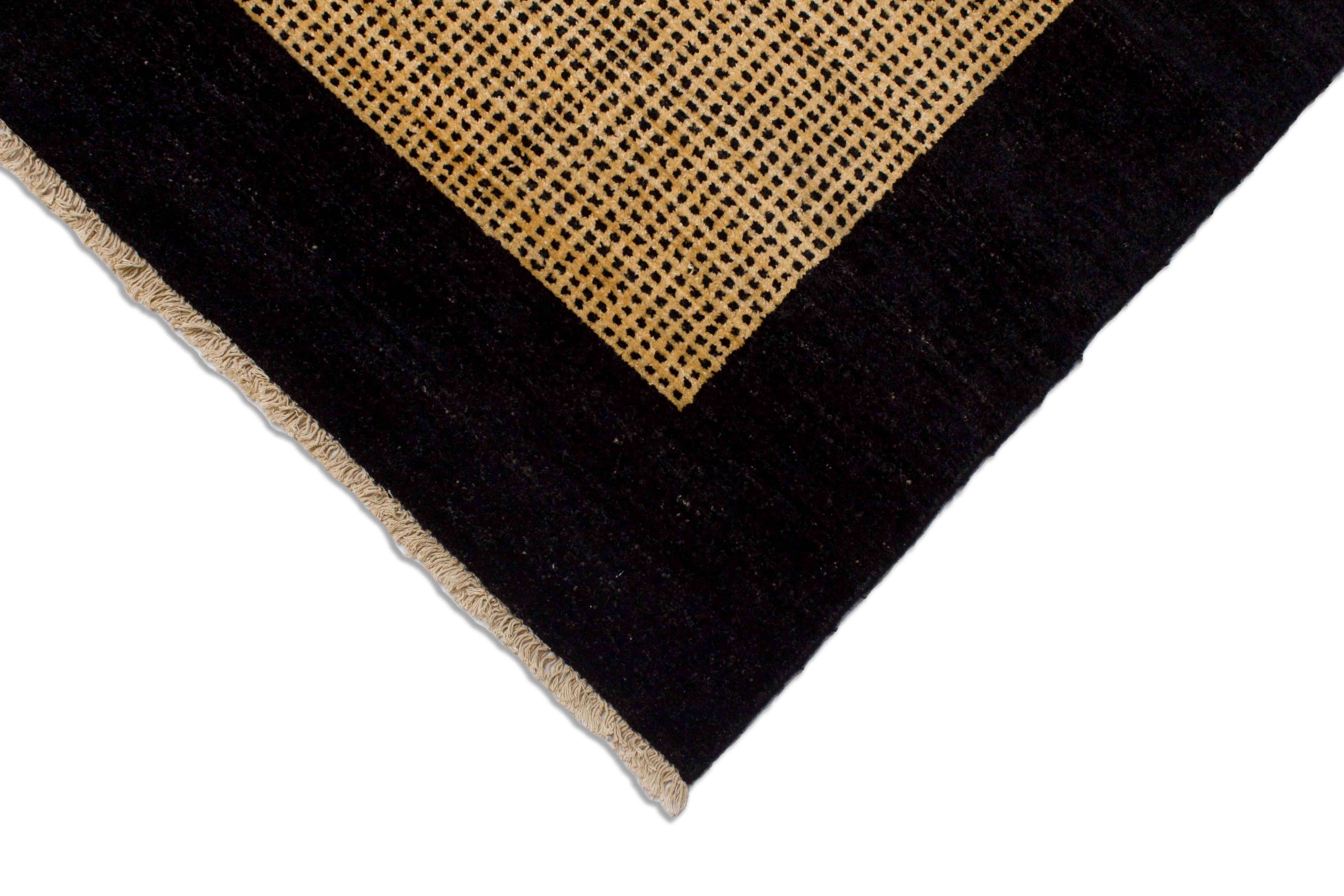 Eine Fotoaufnahme eines Lori Teppichs.