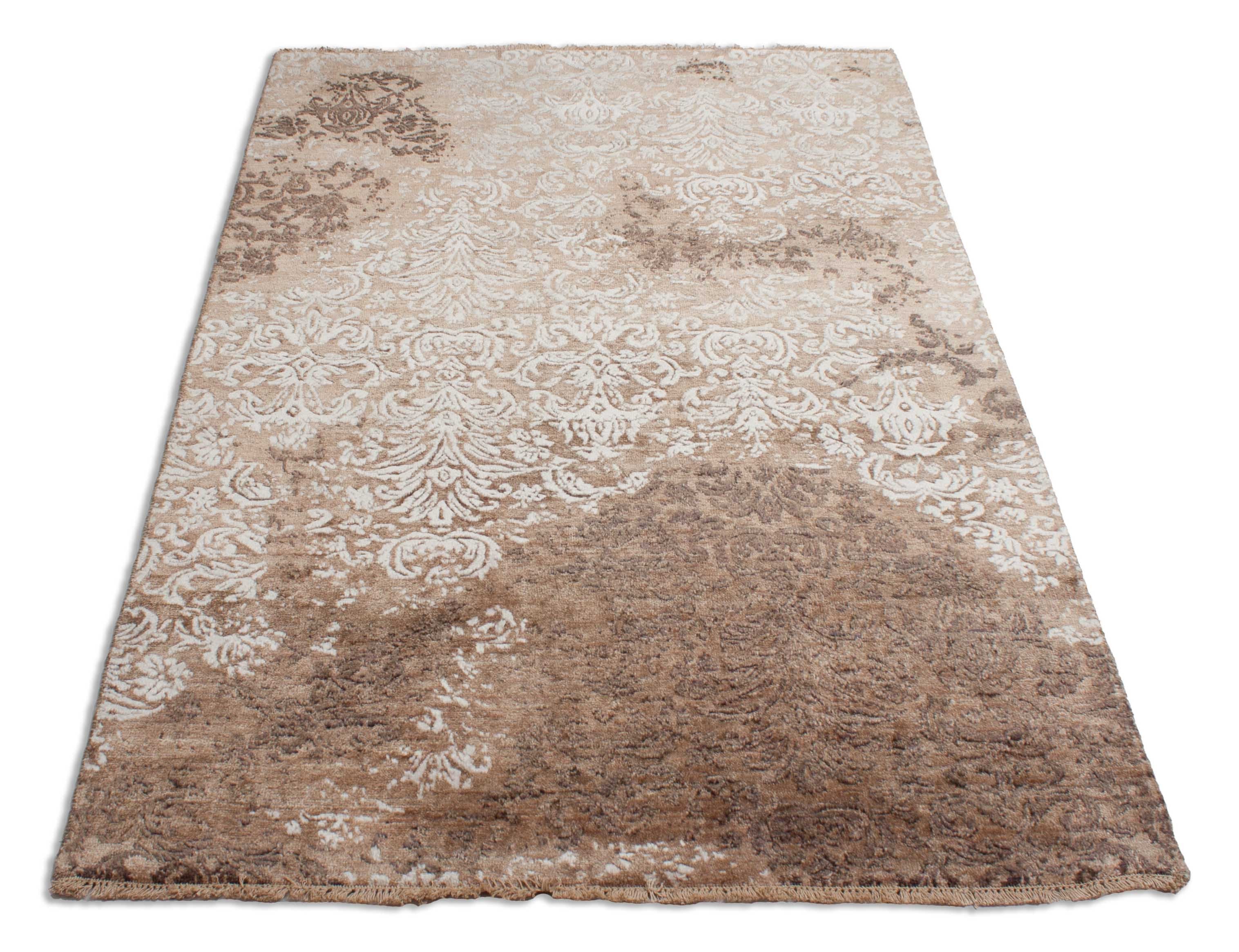 Eine Fotoaufnahme eines Tapis Teppichs.