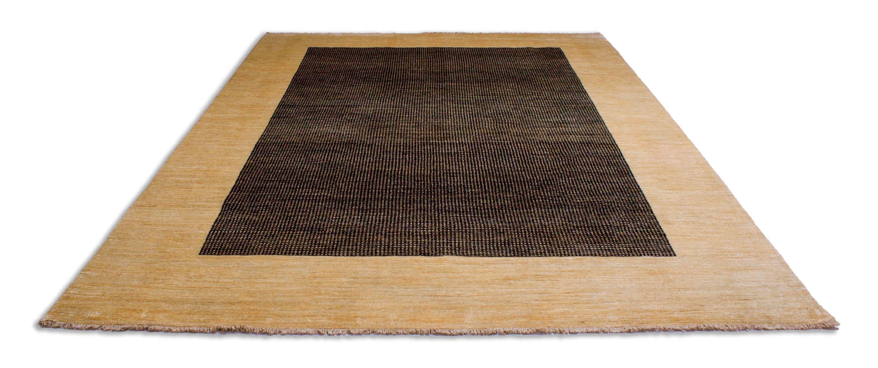 Eine Fotoaufnahme eines Lori Teppichs.