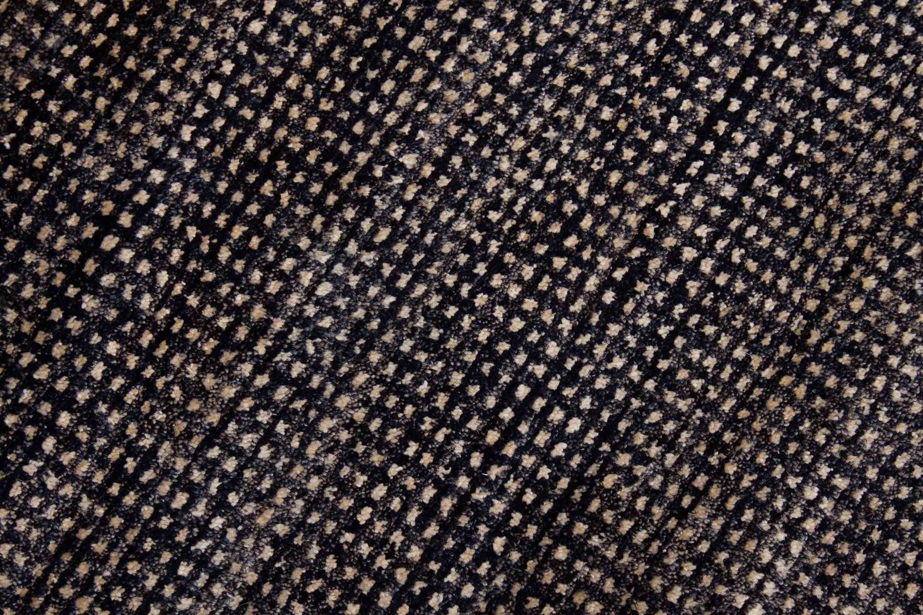 Eine Fotoaufnahme eines Lori Teppichs.