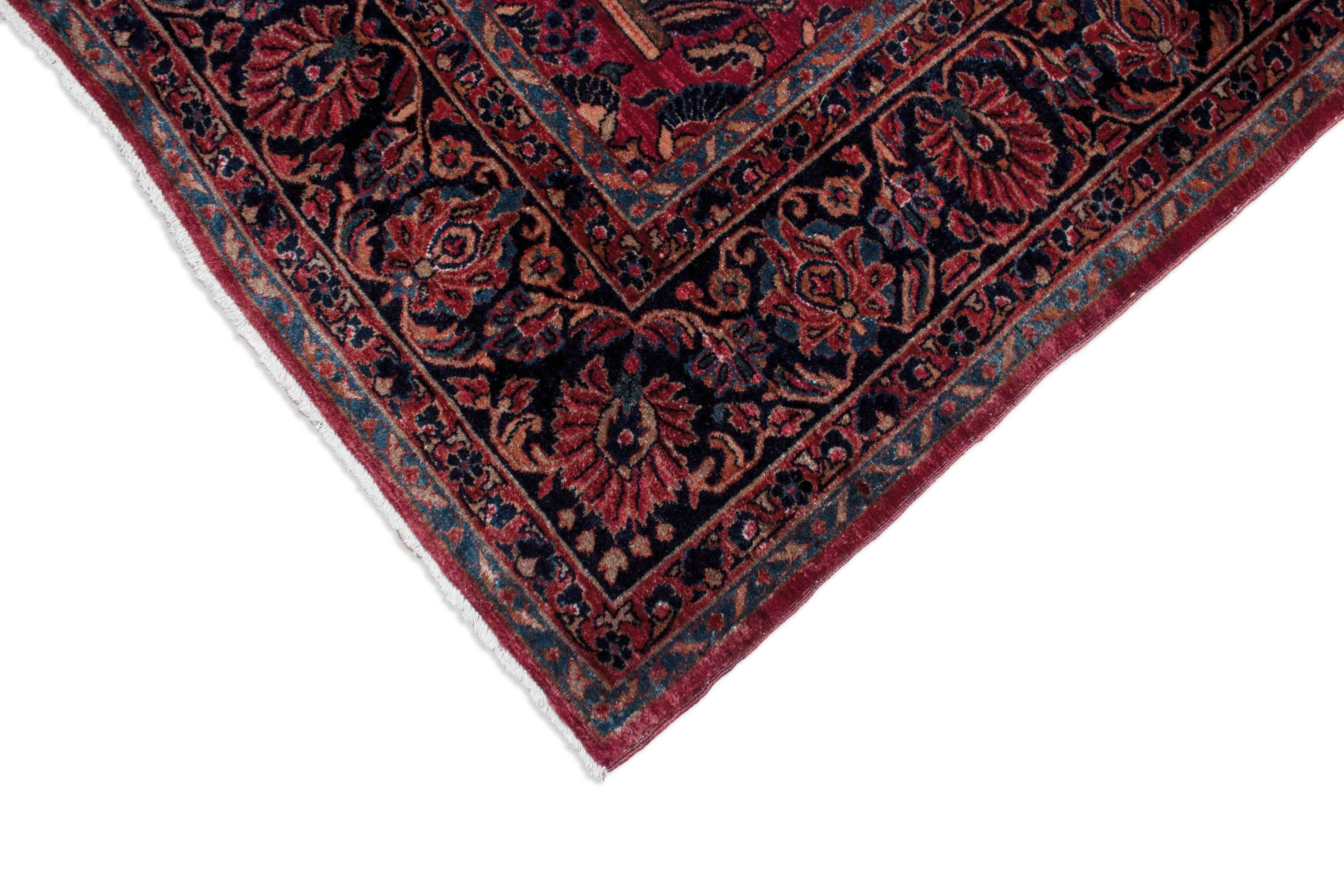 Eine Fotoaufnahme eines Re-Import Sarough Teppichs.