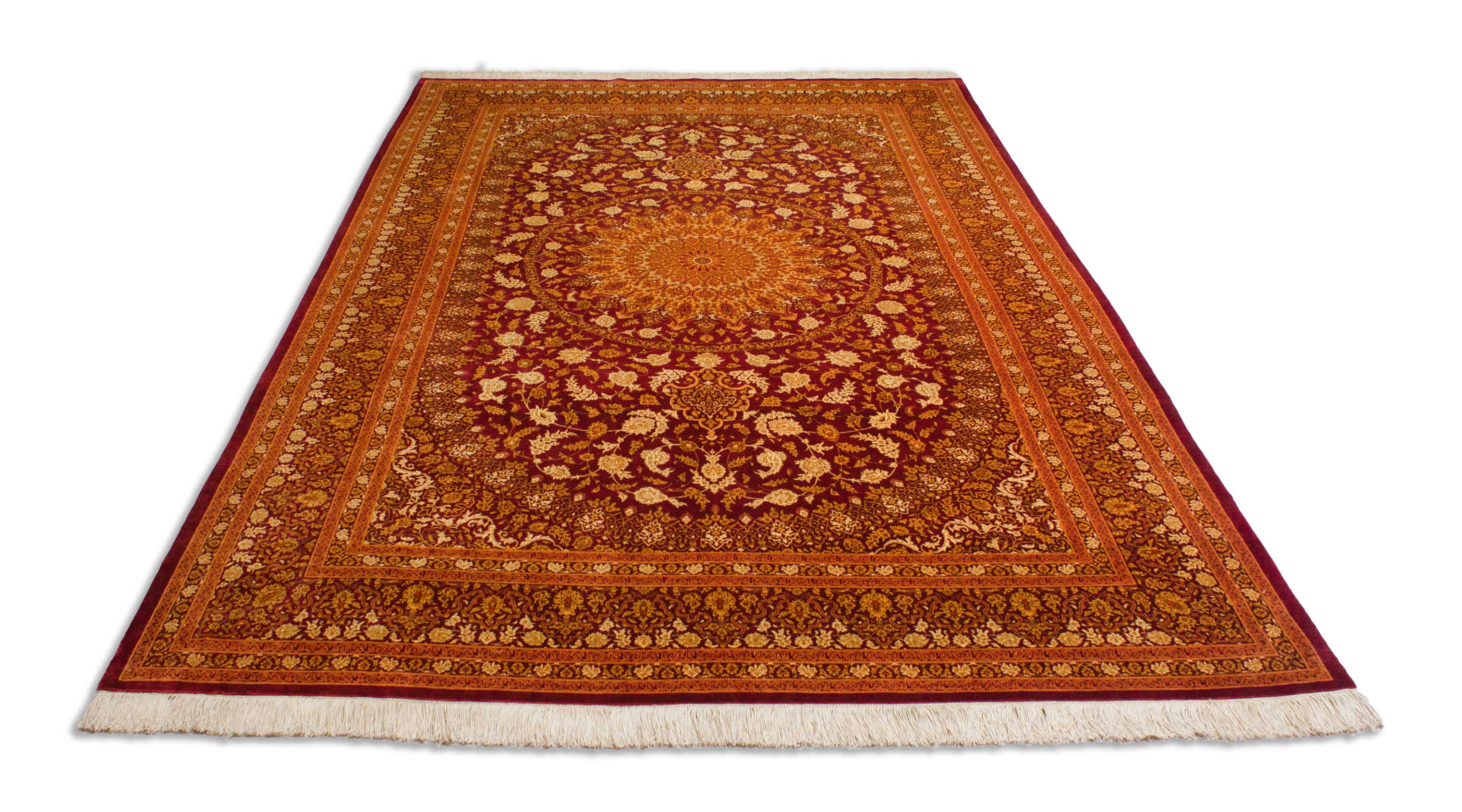 Eine Fotoaufnahme eines Ghom Teppichs.