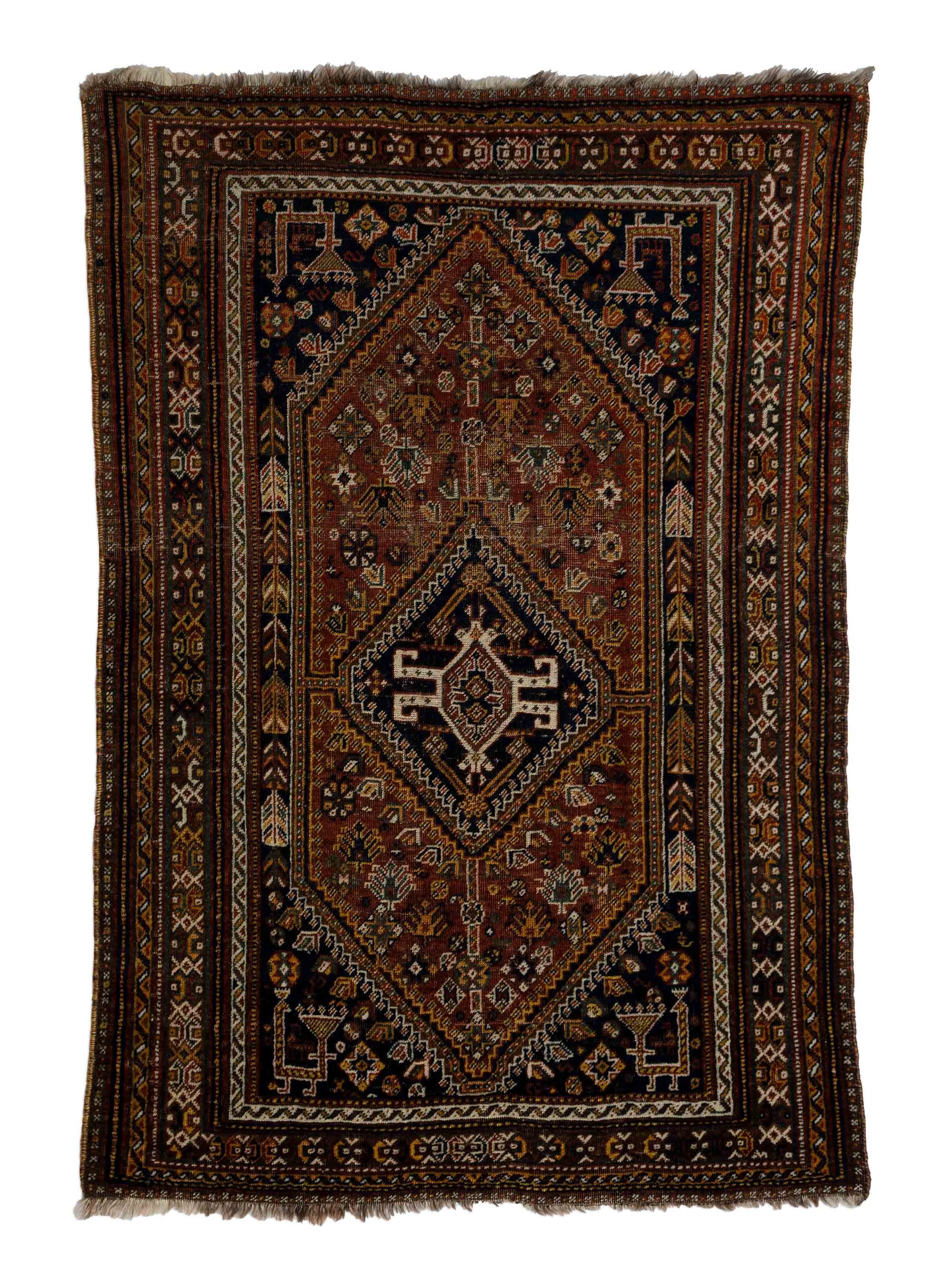 Eine Fotoaufnahme eines Ghasghai Teppichs.