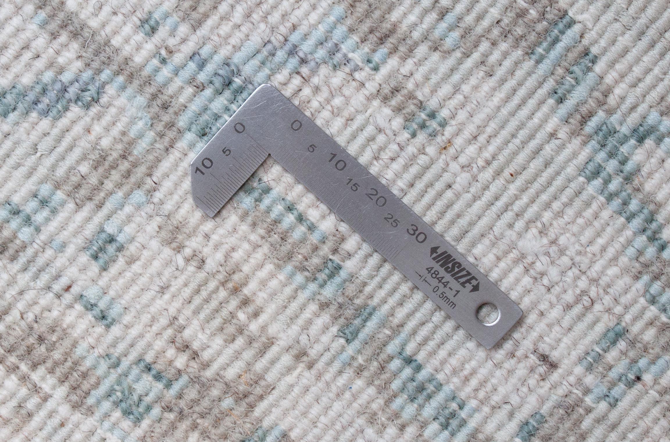 Eine Fotoaufnahme eines Neo Nain Teppichs.