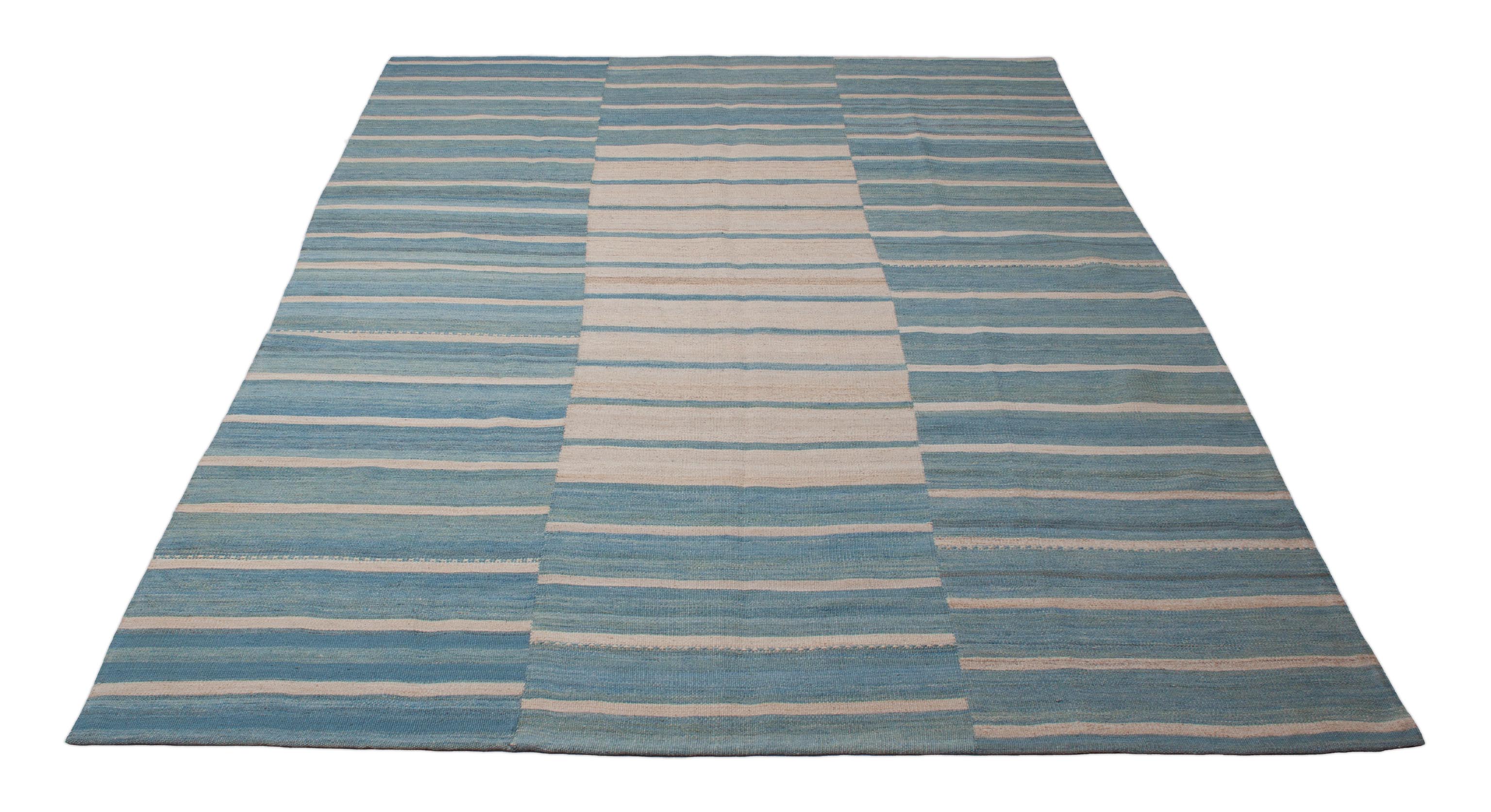 Eine Fotoaufnahme eines Kelim Teppichs.