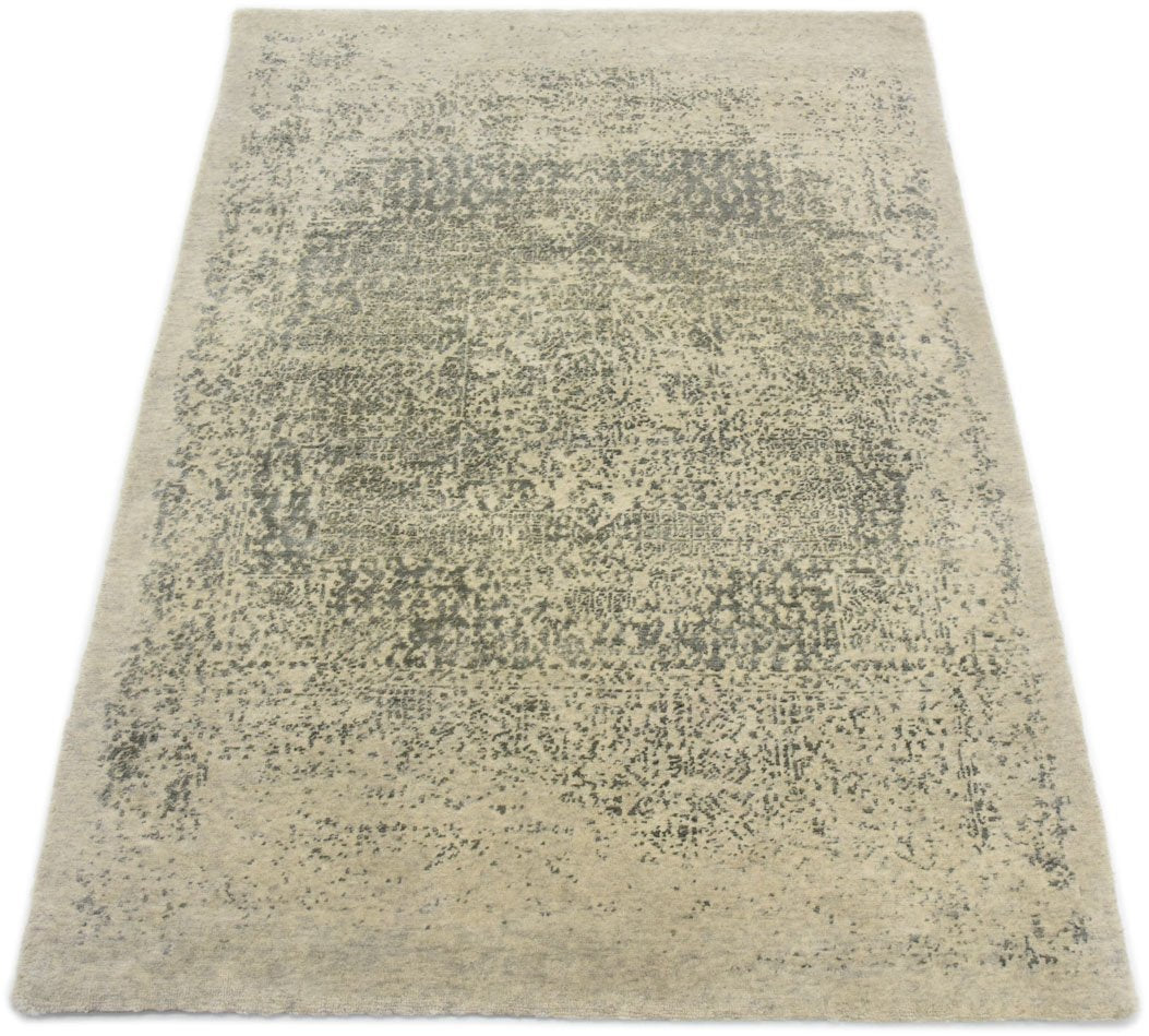 Eine Fotoaufnahme eines Neo Nain Teppichs.