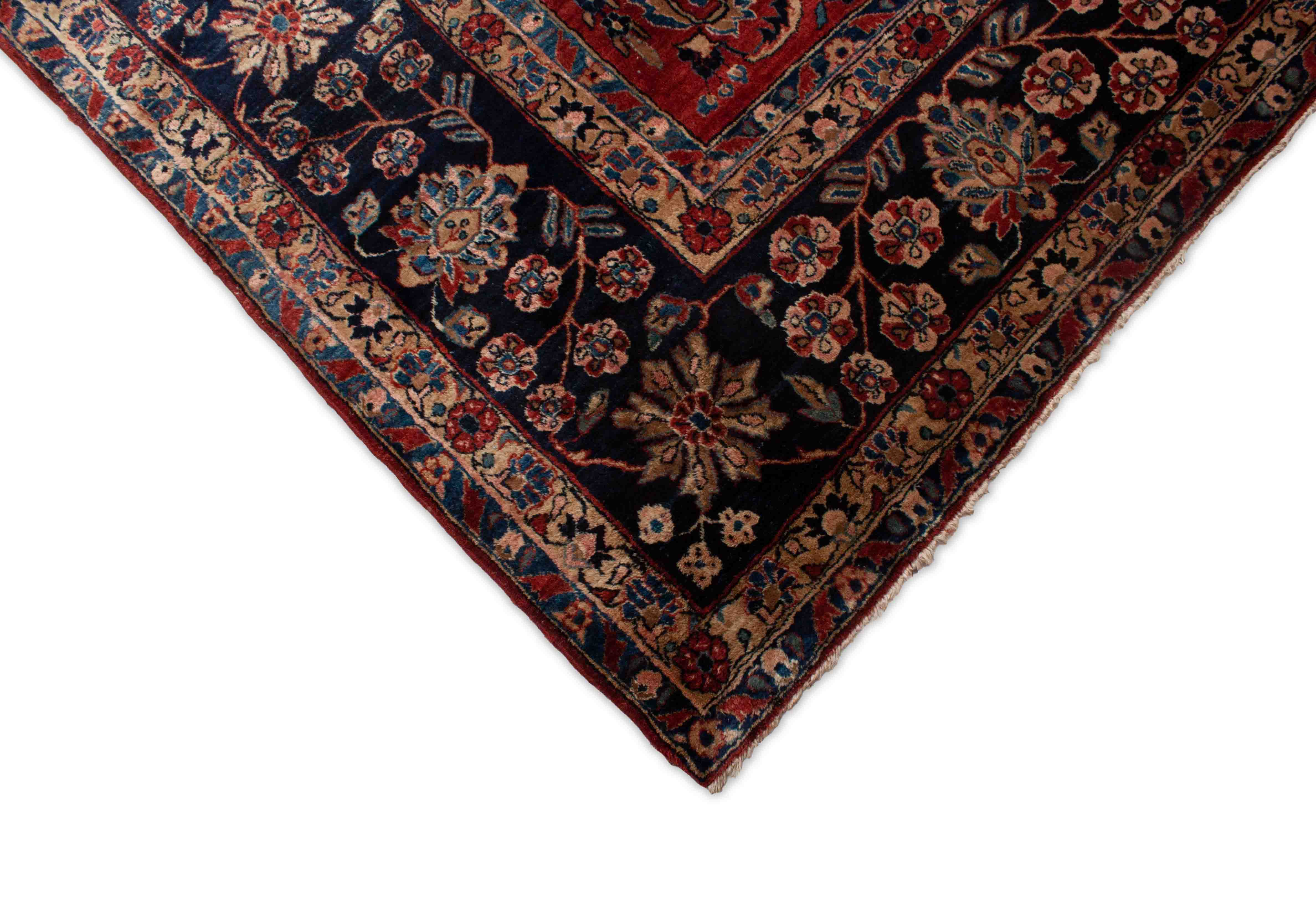 Antiker Sarough Teppich in dunkelrot und 550 cm x 365 cm groß