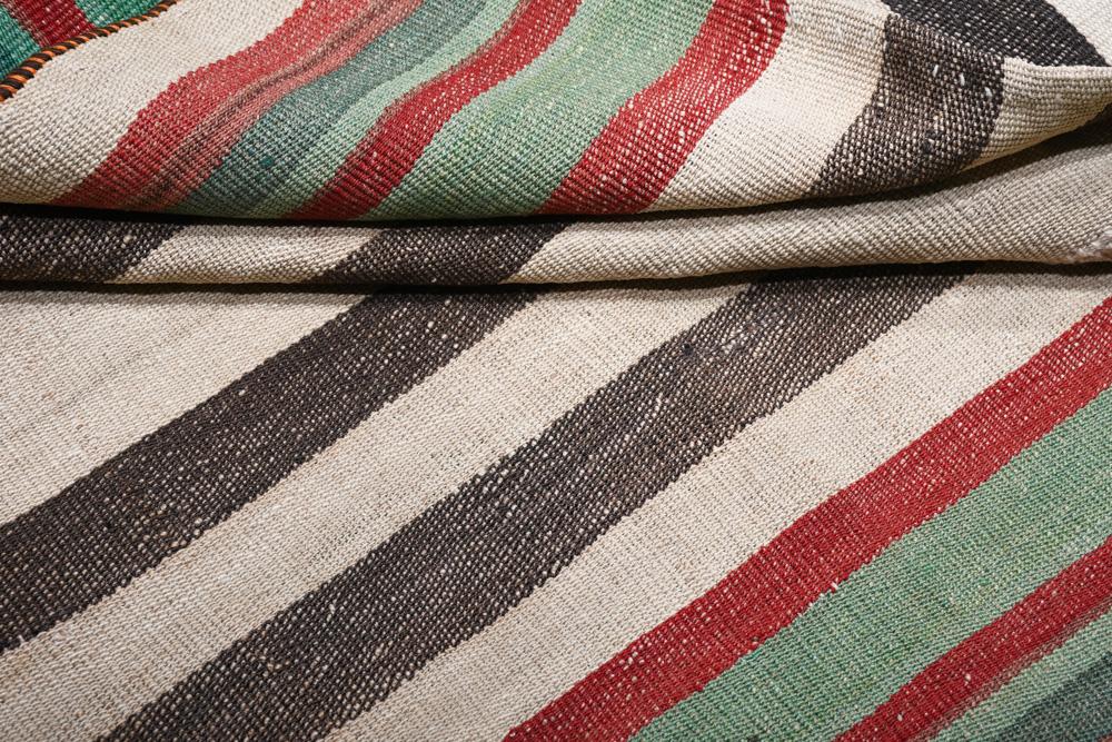 Kelim | 170 cm x 151 cm | Nr. 20526