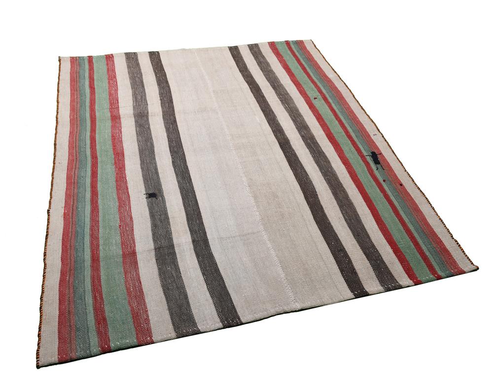 Kelim | 170 cm x 151 cm | Nr. 20526