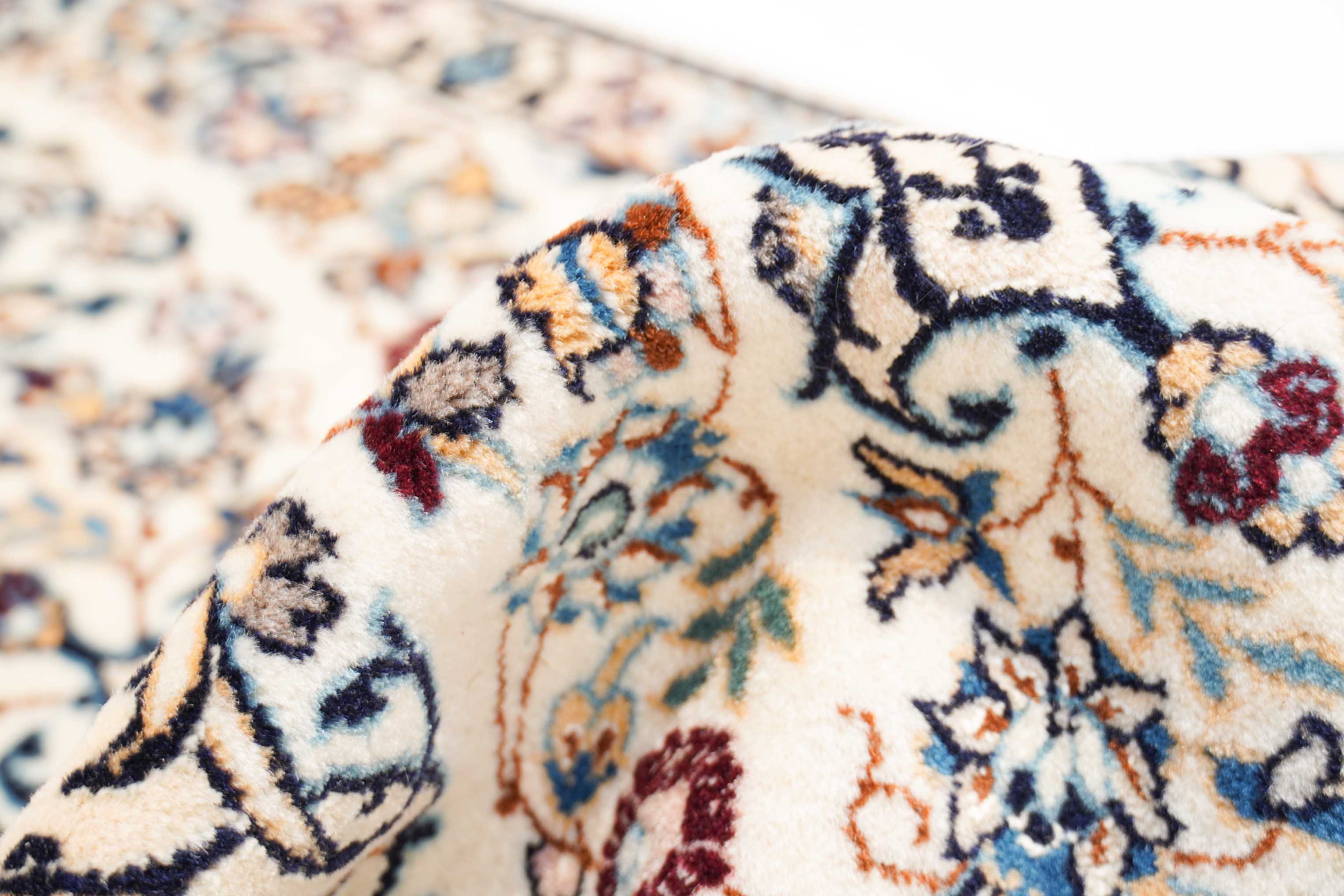 Nain Läufer mit Bordüre, in beige und 140 cm x 49 cm groß