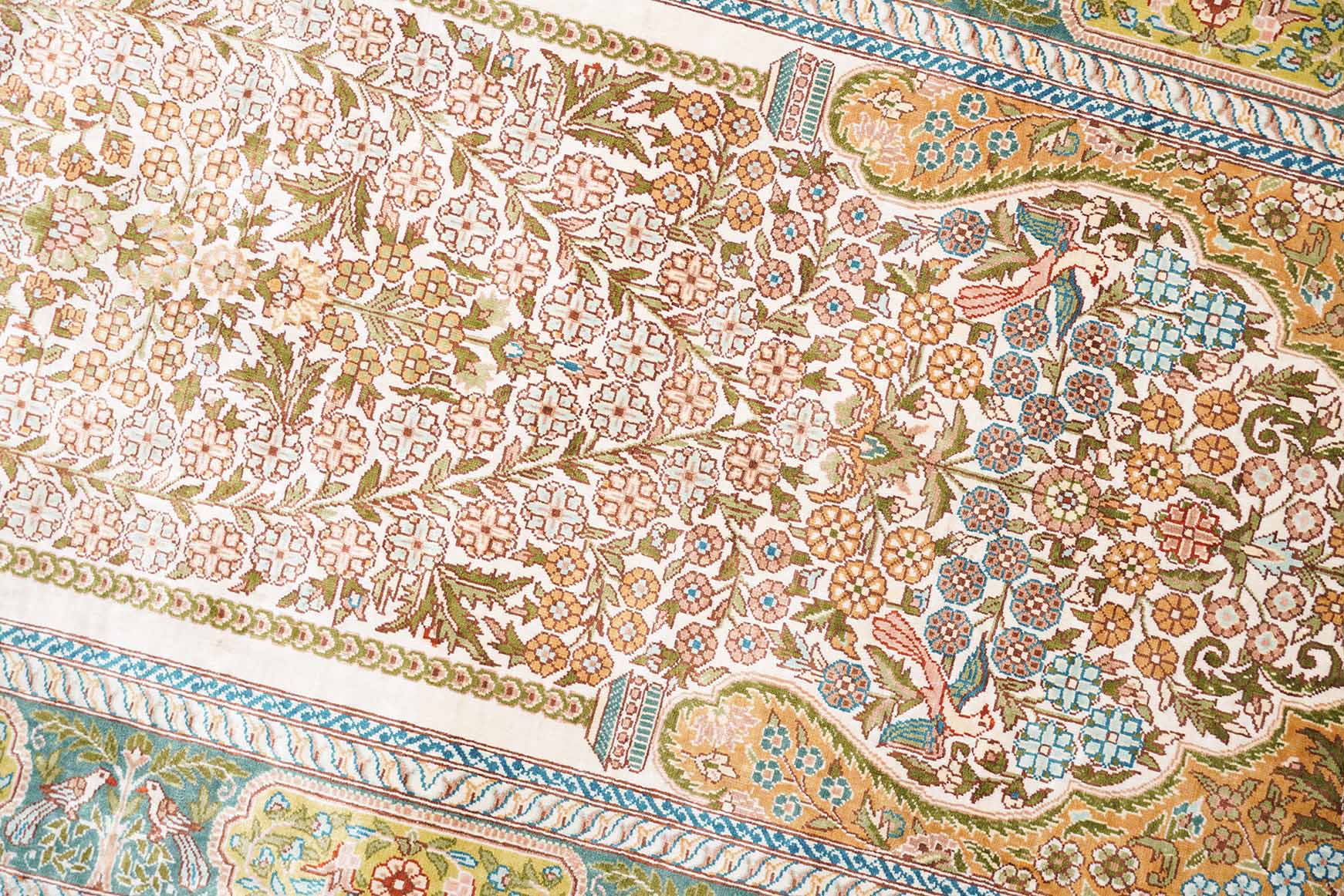 Chinesischer Hereke aus reiner Seide | 139 cm x 69 cm | Nr. 20711