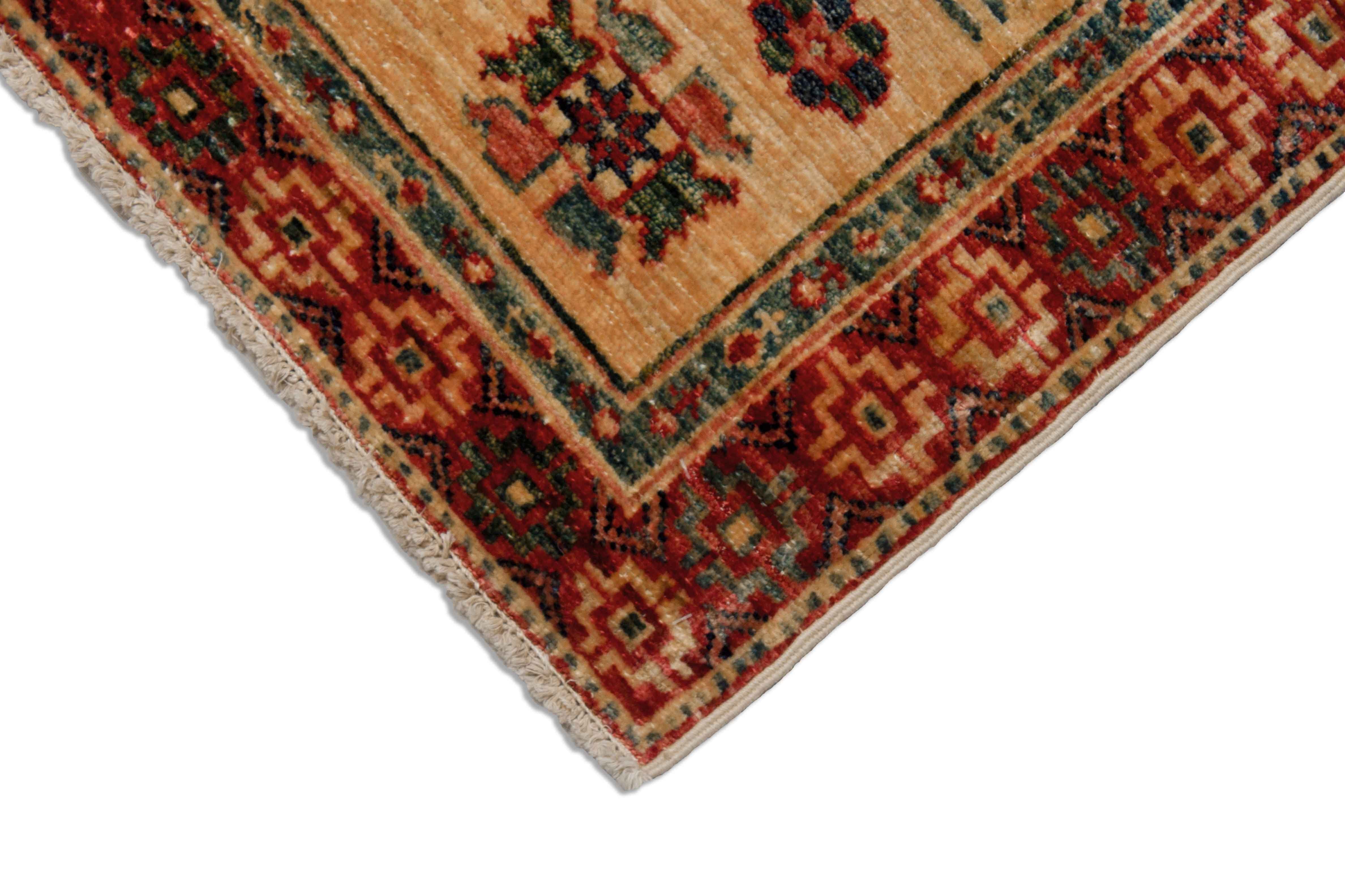 Eine Fotoaufnahme eines Kazak Teppichs.