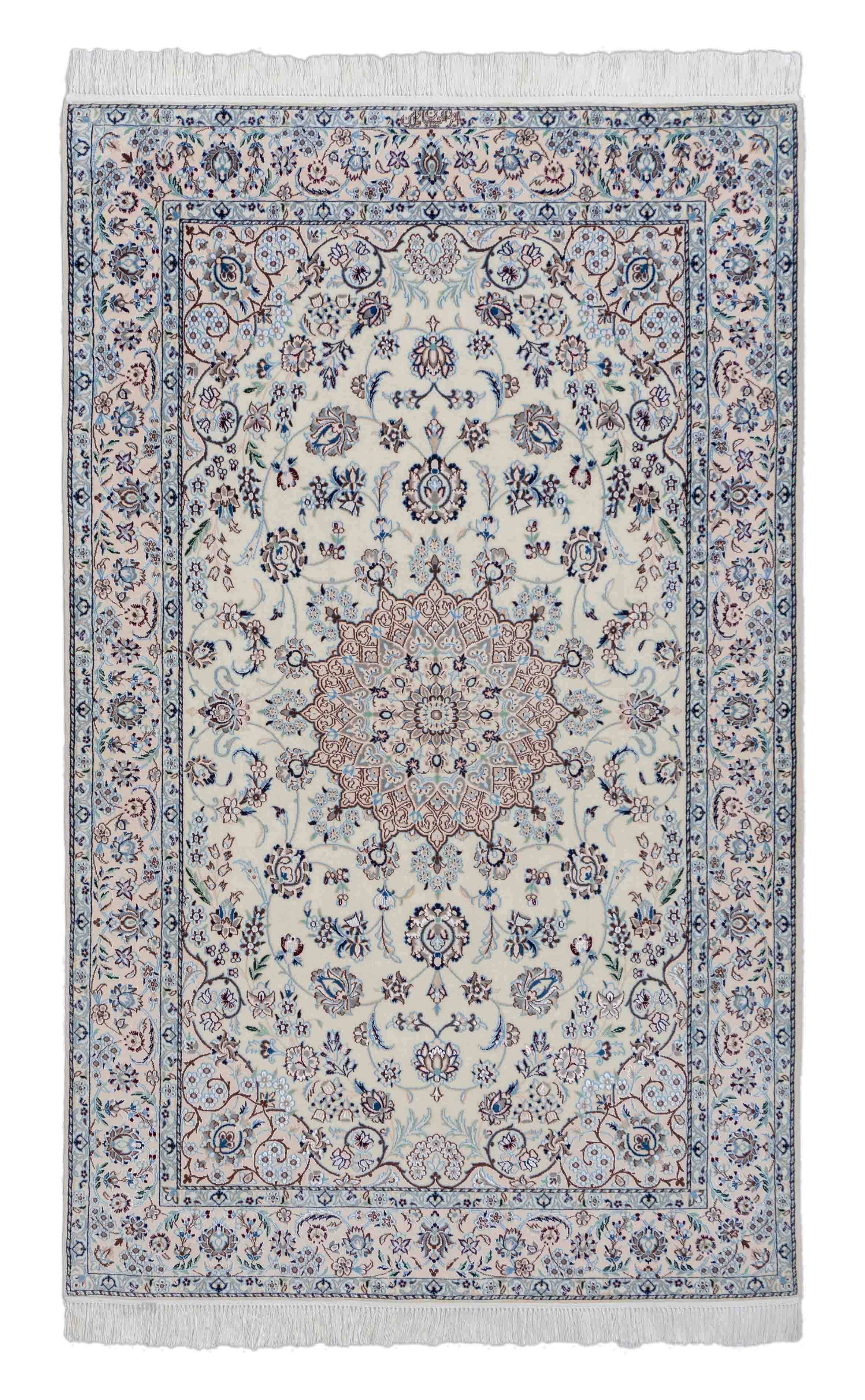 Floraler Nain Teppich in cremeweiß und 200 cm x 123 cm groß