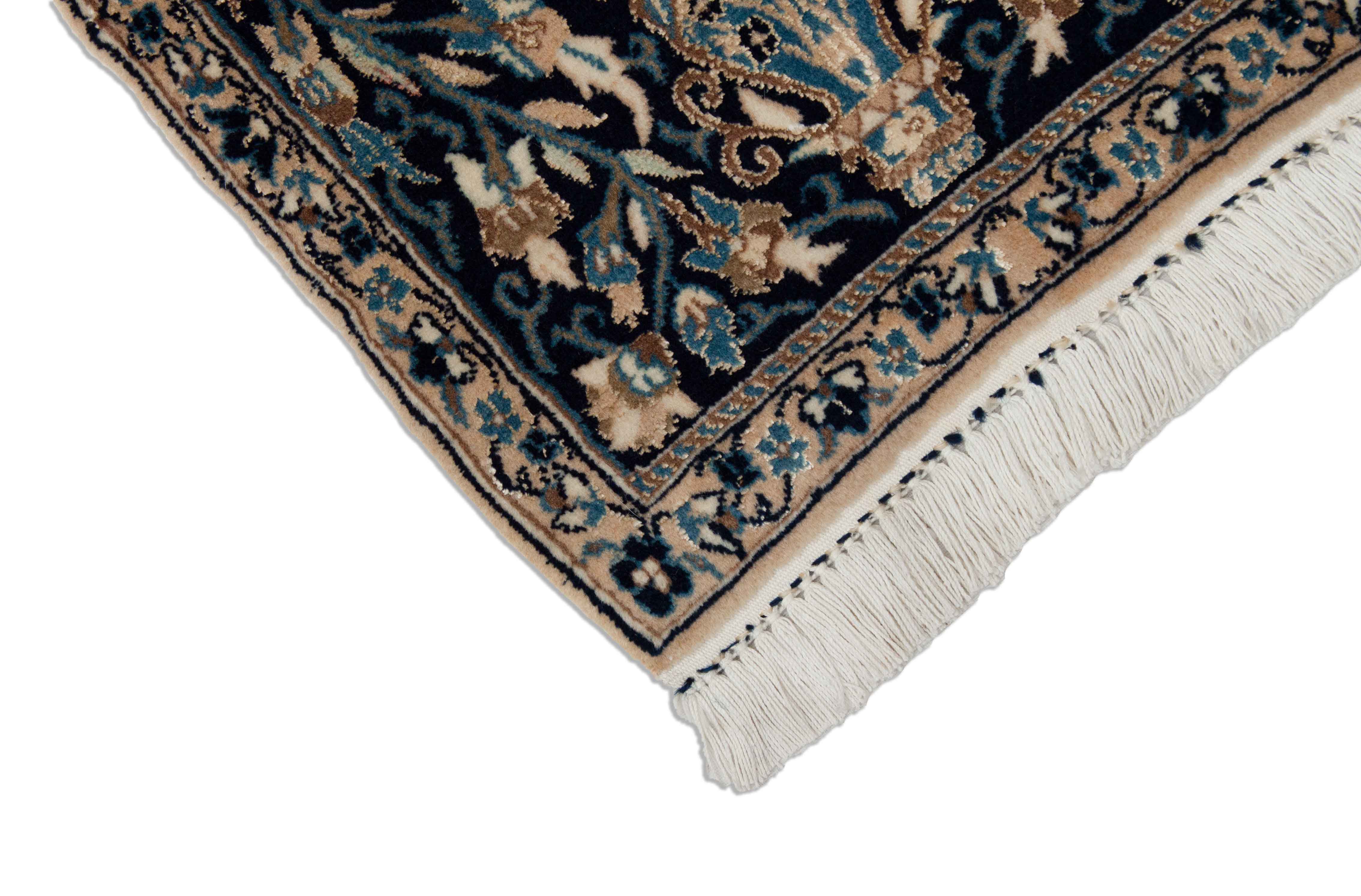 Nain Läufer in dunkelblau, dunkelgrün und 76 cm x 36 cm groß