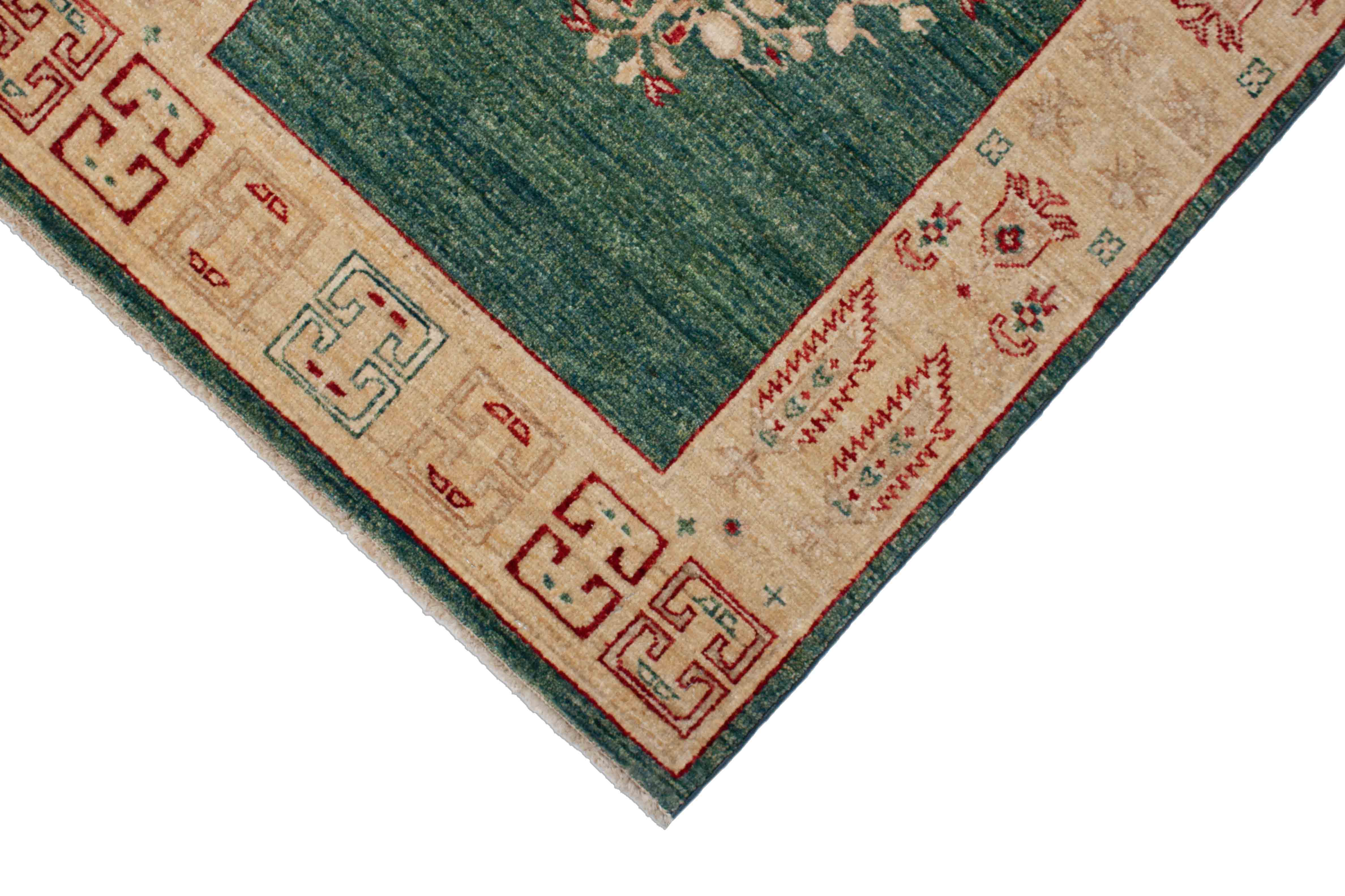 Eine Fotoaufnahme eines Farahan Teppichs.