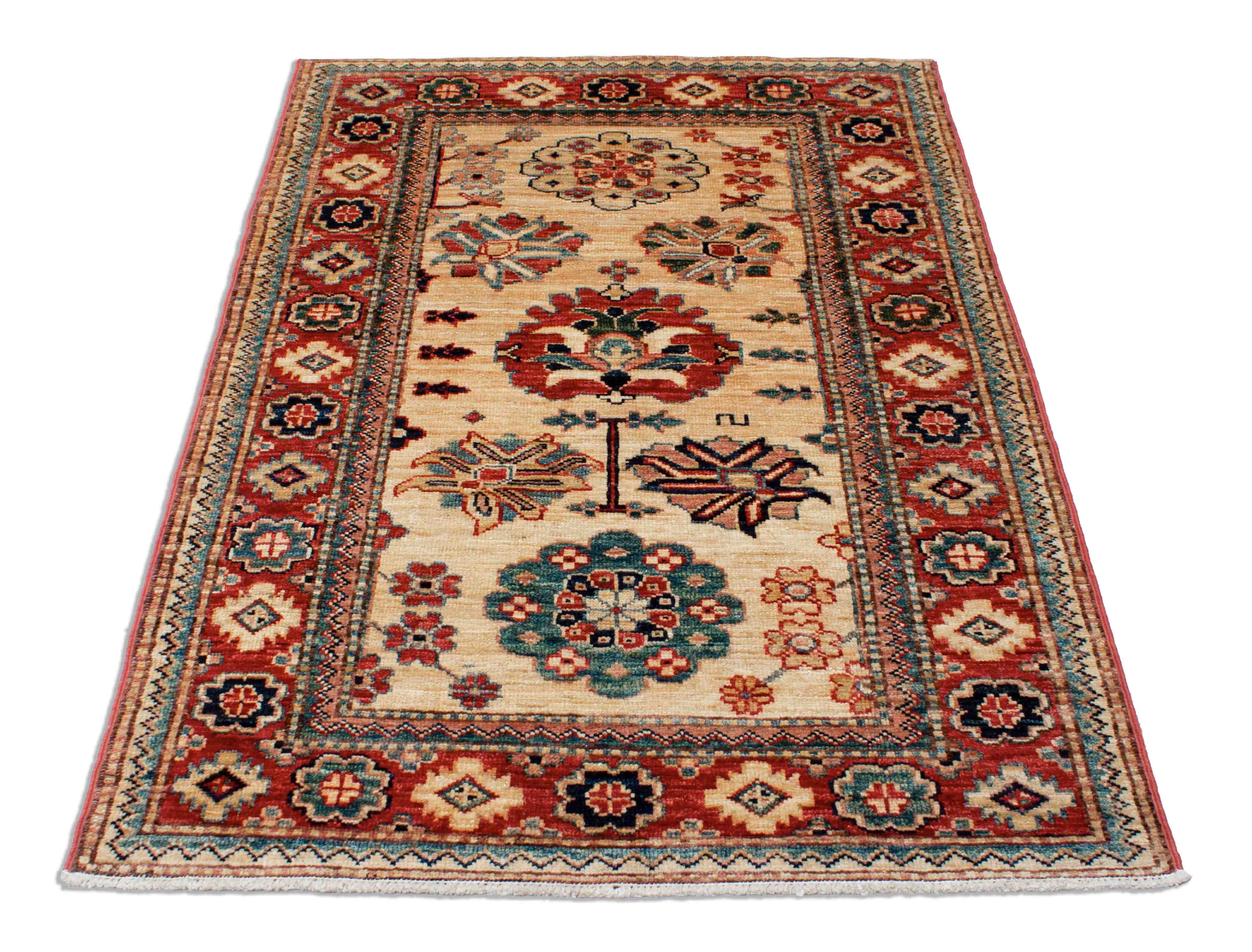 Eine Fotoaufnahme eines Kazak Teppichs.