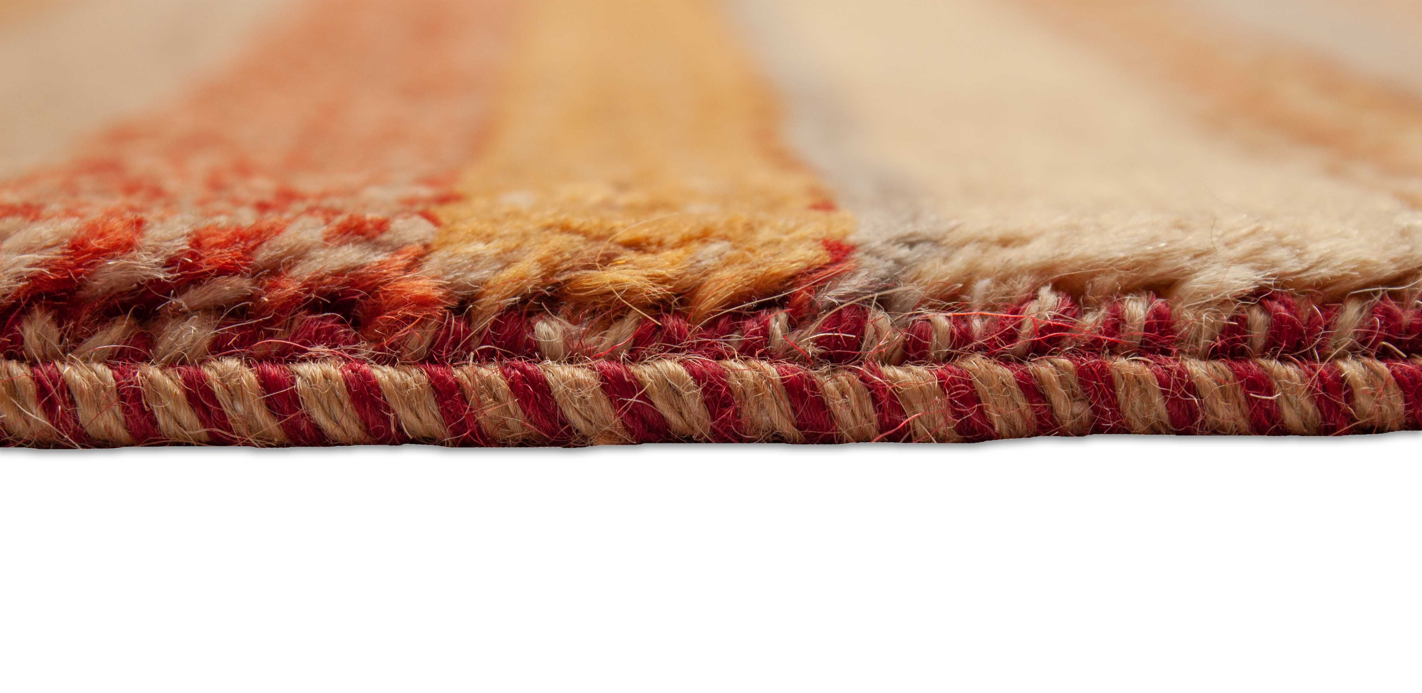 Eine Fotoaufnahme eines Lori Royal Teppichs.