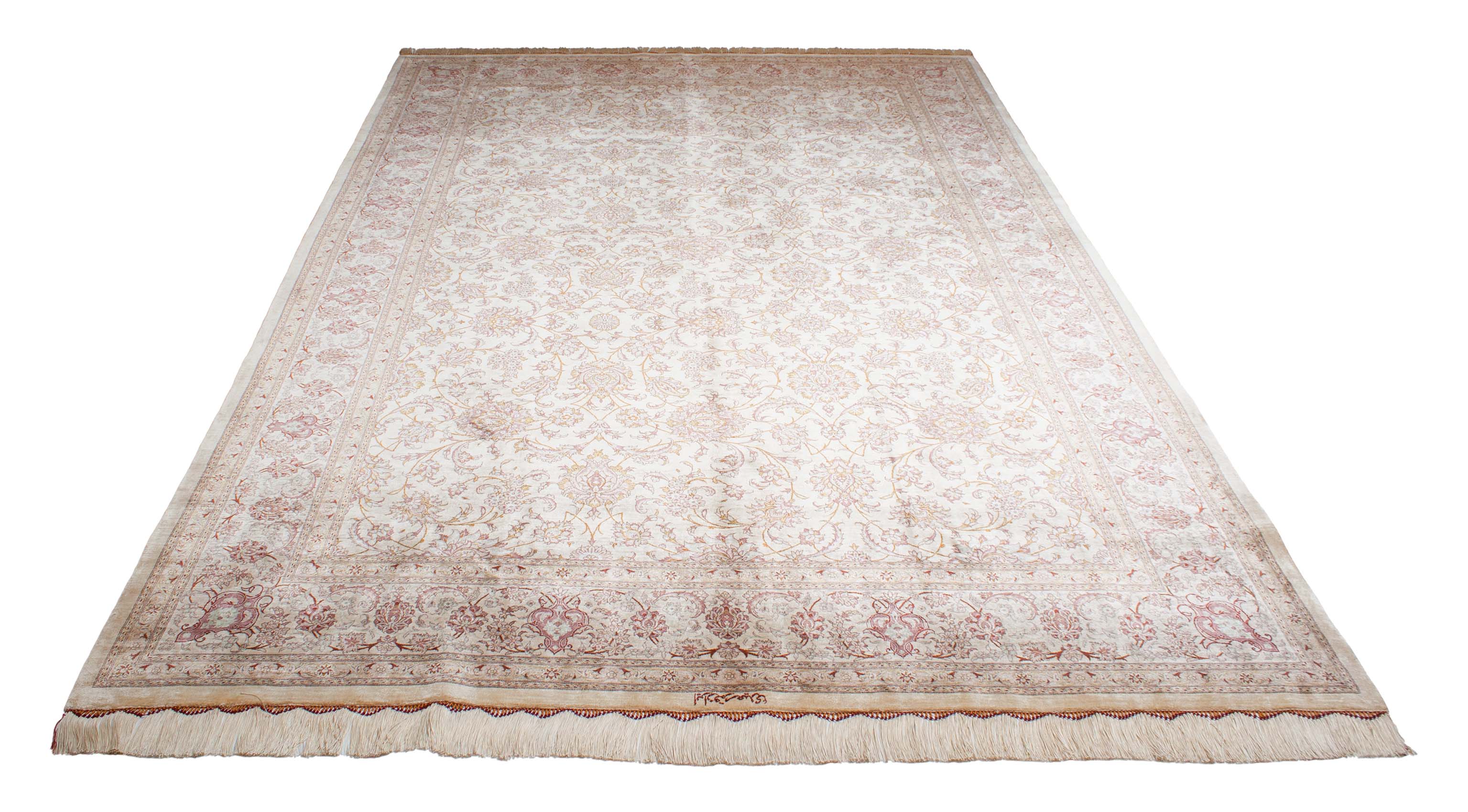 Eine Fotoaufnahme eines Ghom Teppichs.