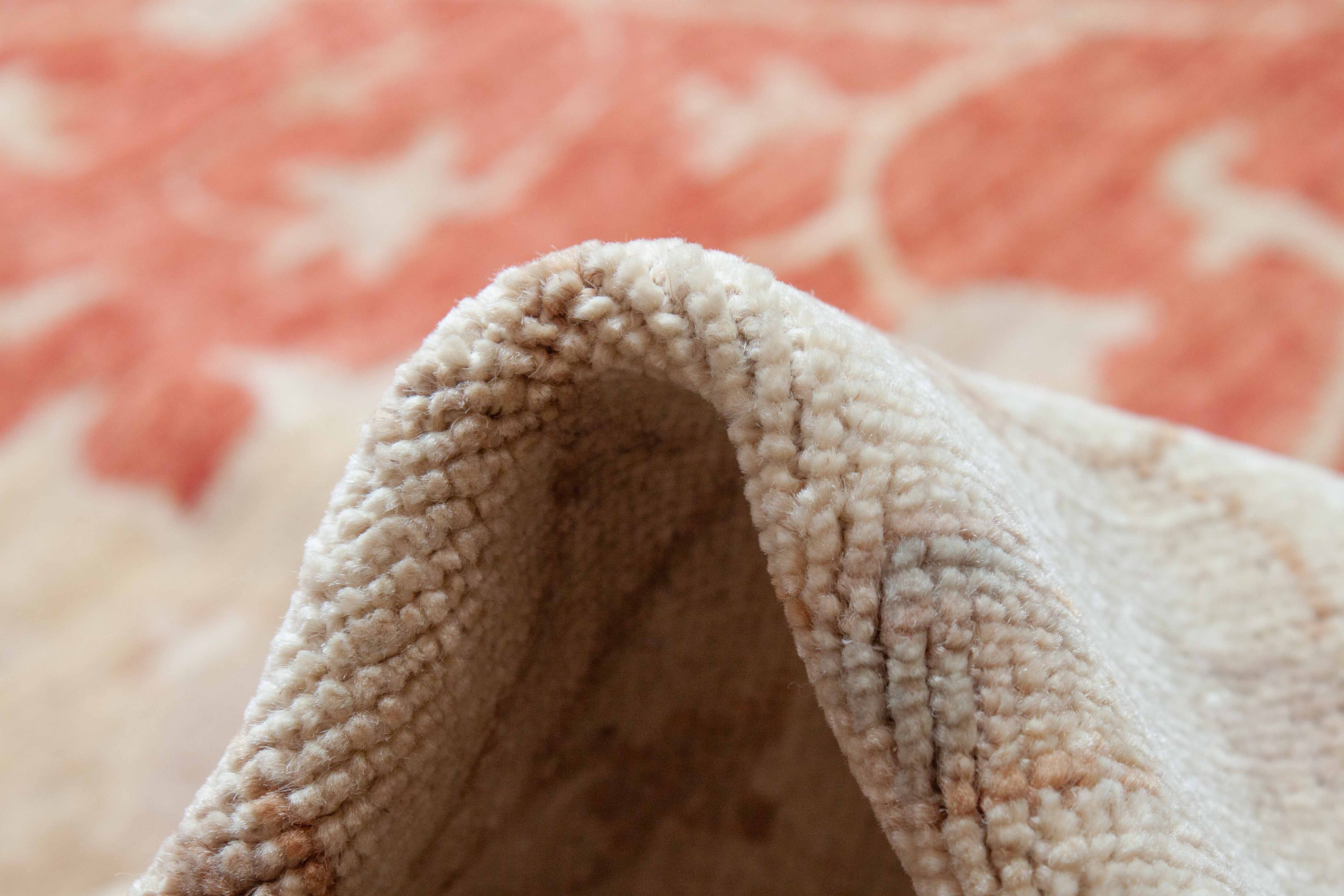 Eine Fotoaufnahme eines Farahan Teppichs.