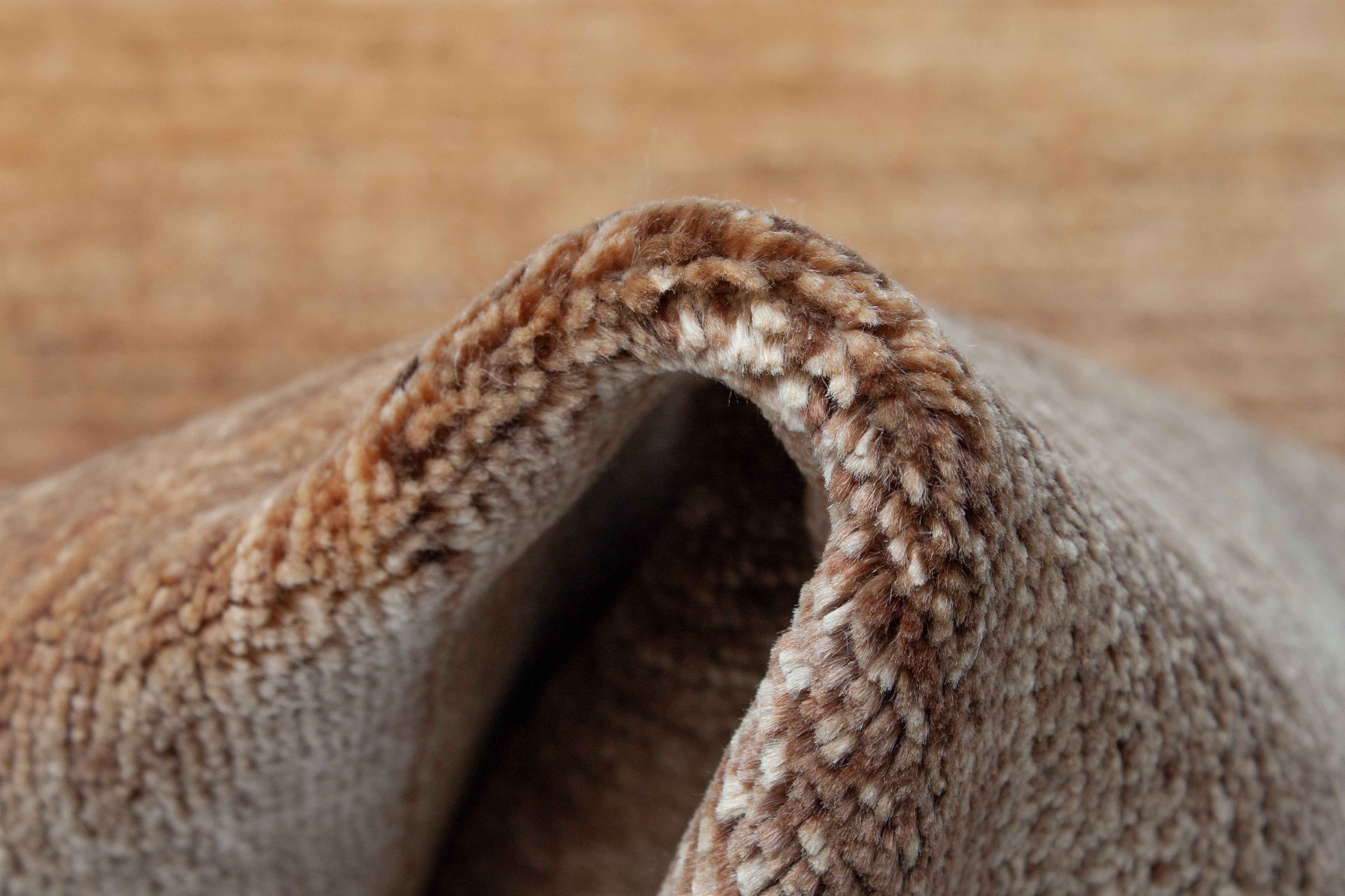 Eine Fotoaufnahme eines Lori Teppichs.