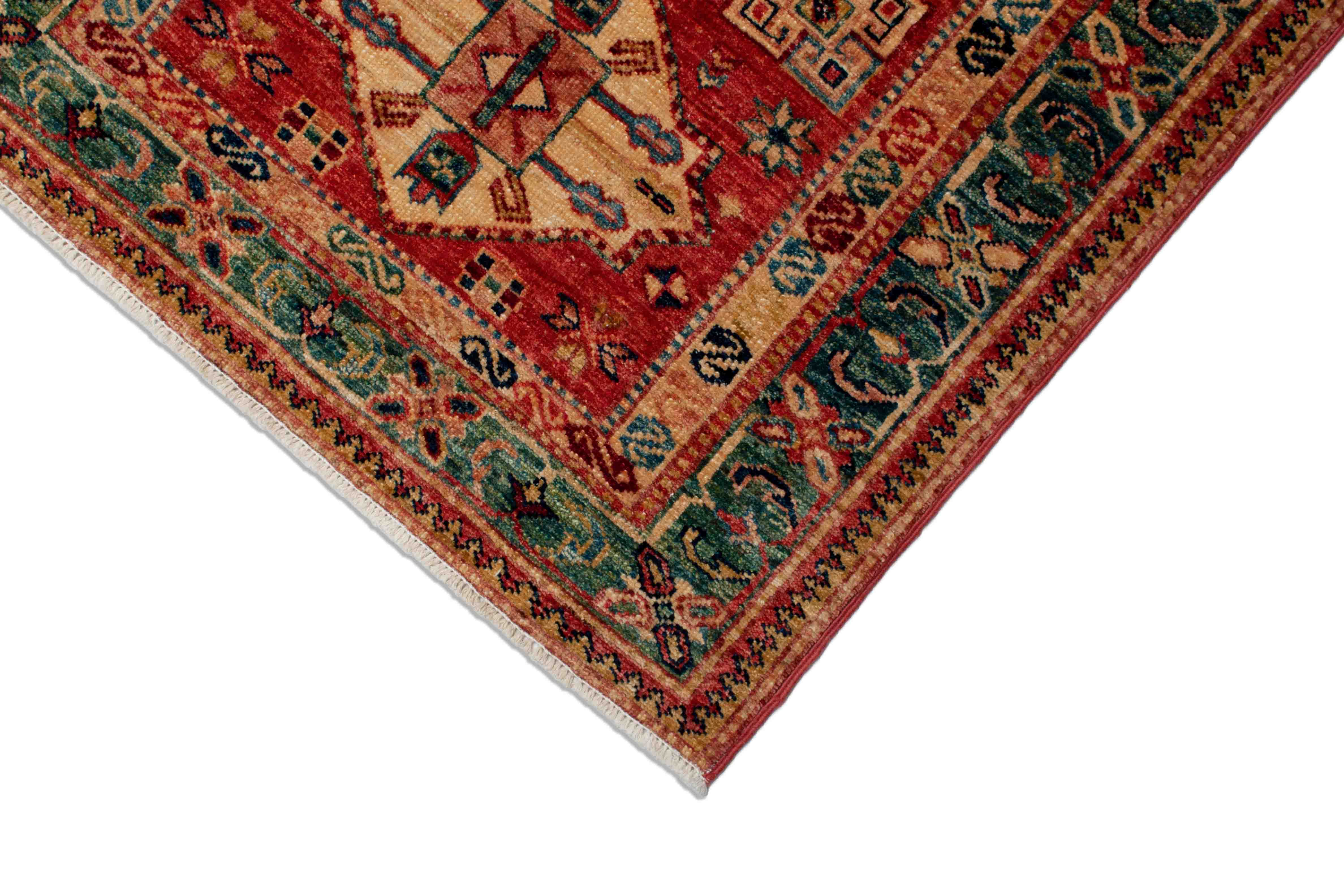 Eine Fotoaufnahme eines Kazak Teppichs.