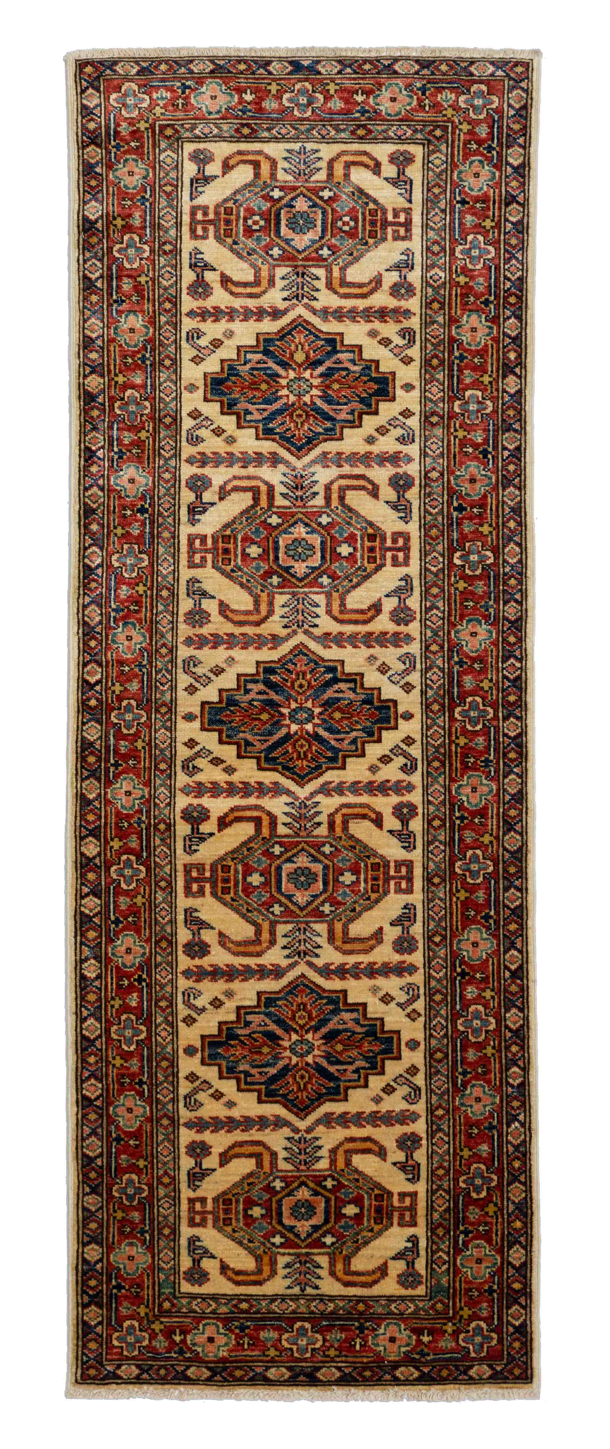 Eine Fotoaufnahme eines Kazak Teppichs.