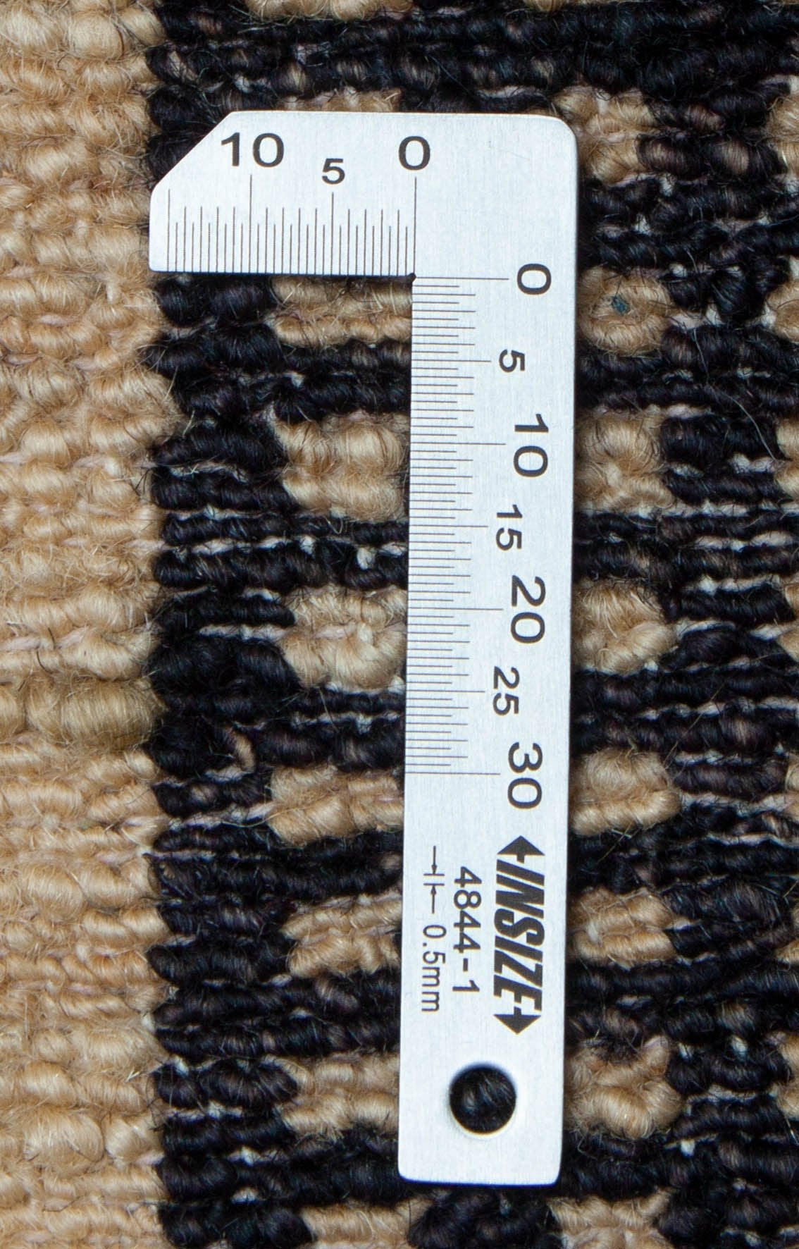 Eine Fotoaufnahme eines Lori Teppichs.