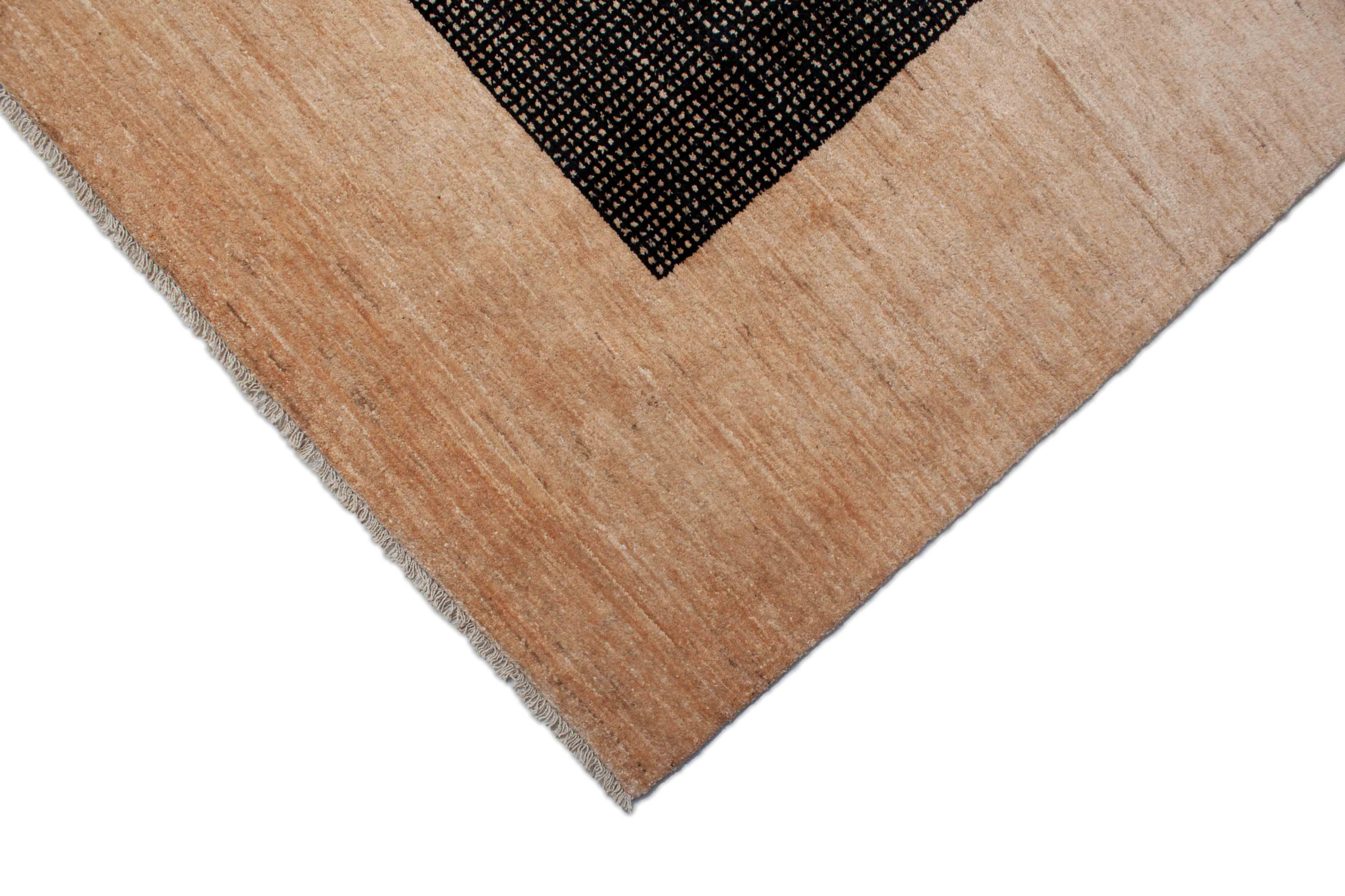 Eine Fotoaufnahme eines Lori Teppichs.