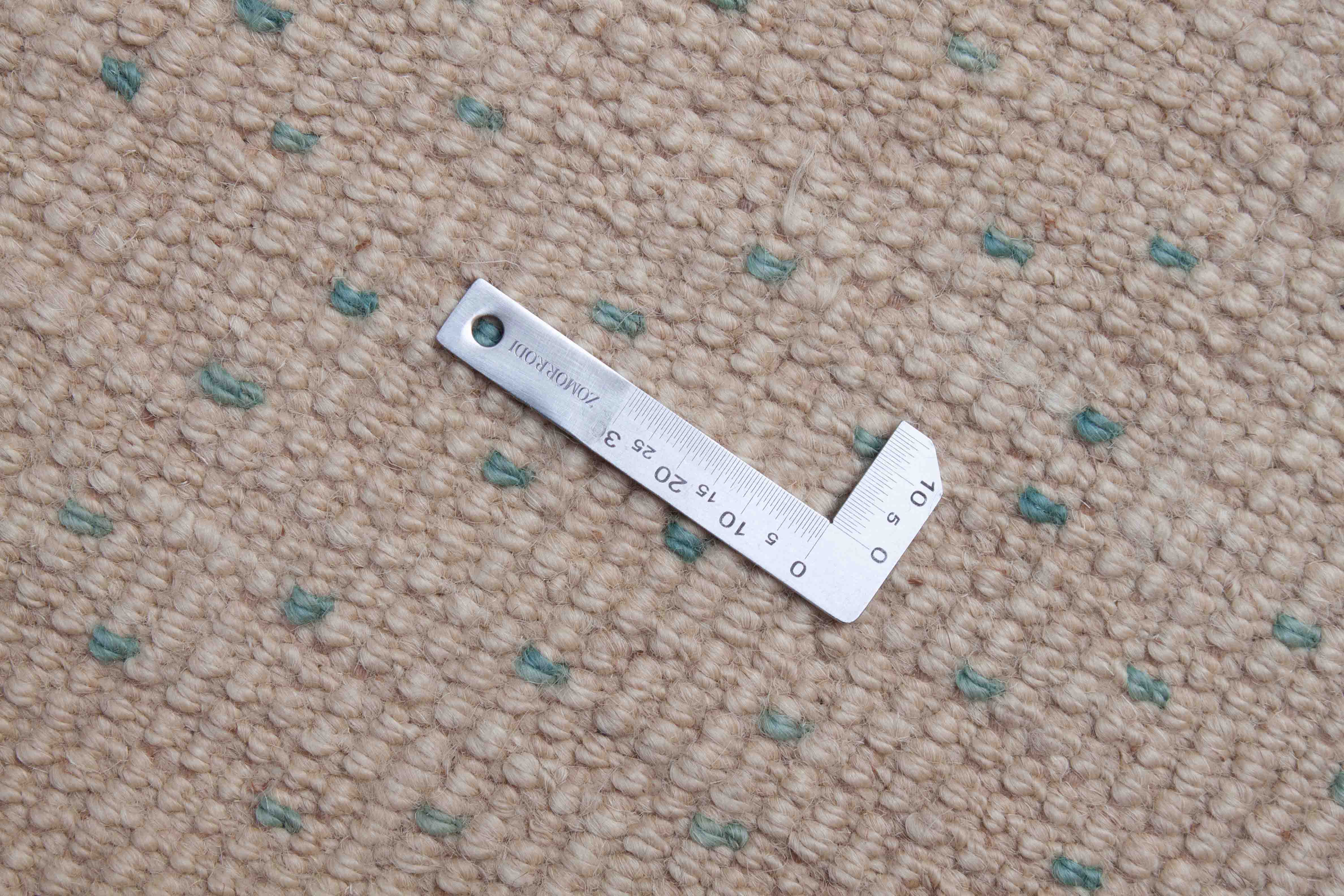 Melierter Beni Berber Teppich in cremeweiß und 292 cm x 198 cm groß