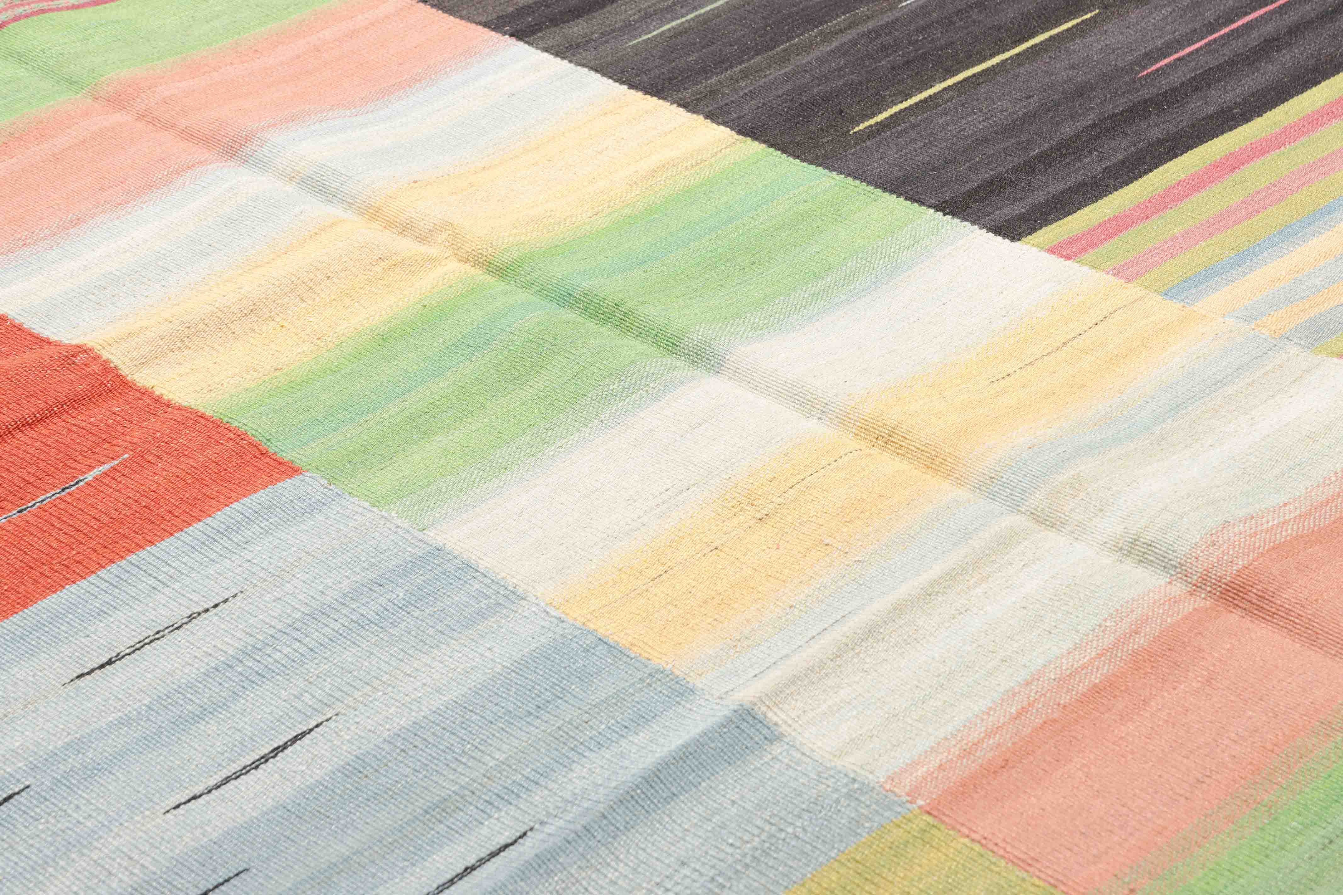 Kelim | 196 cm x 157 cm | Nr. 5750