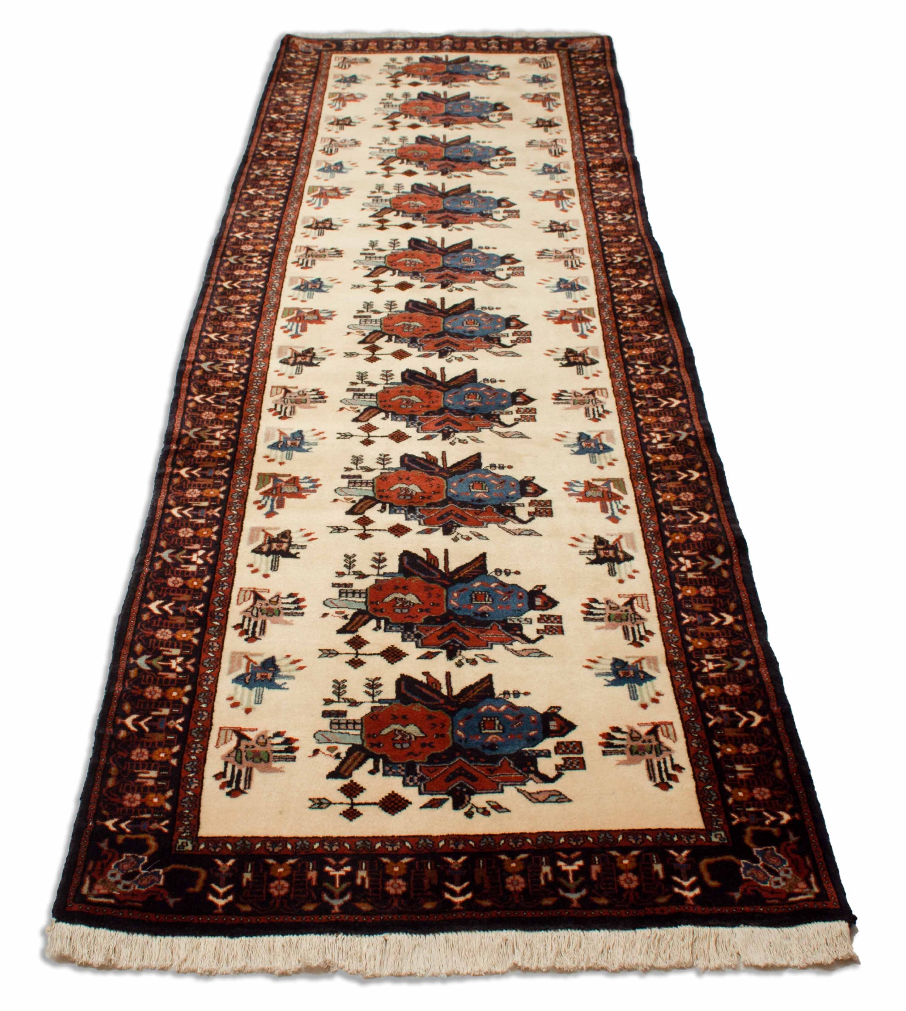 Eine Fotoaufnahme eines Sirjan Teppichs.