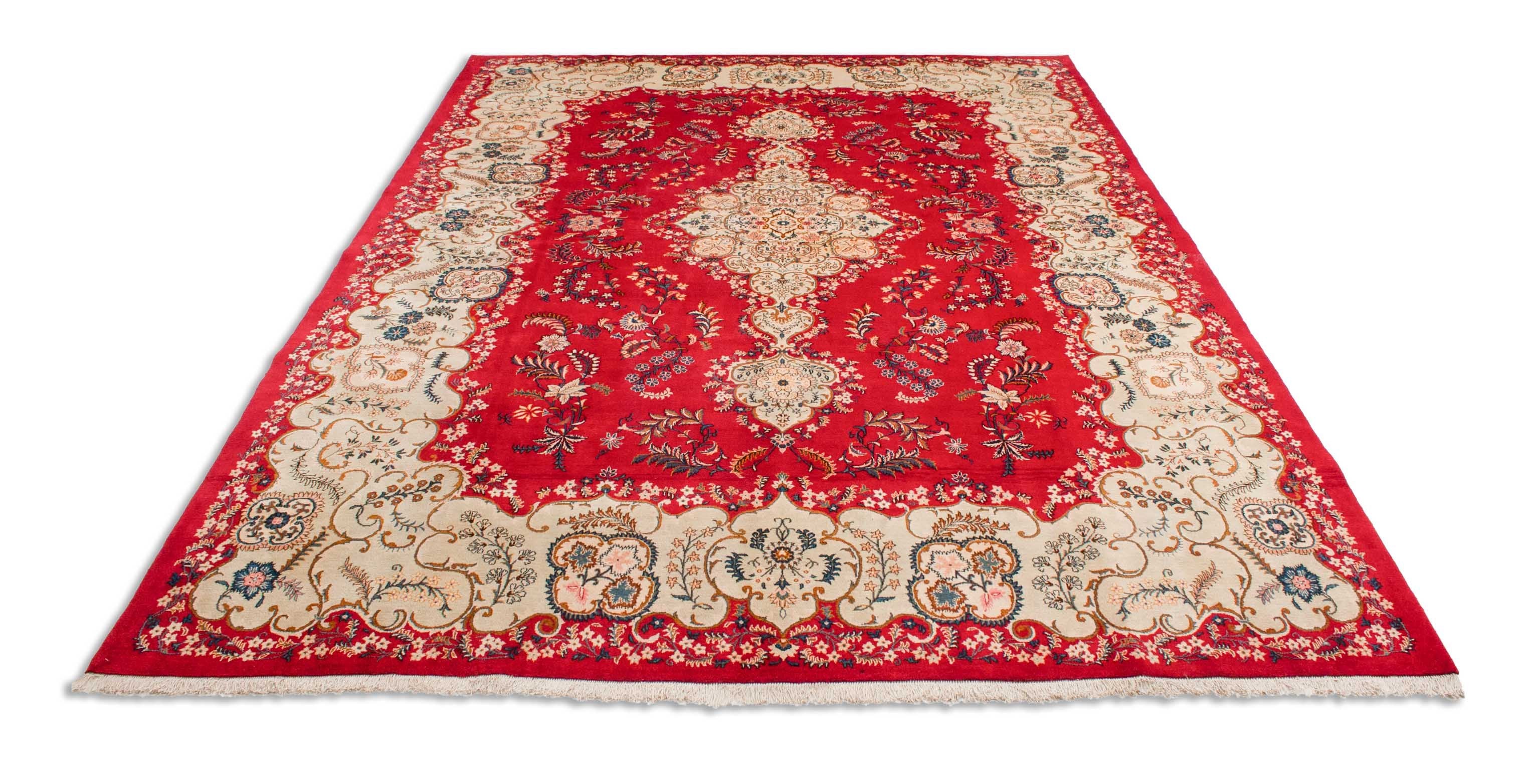 Eine Fotoaufnahme eines Keshan Teppichs.