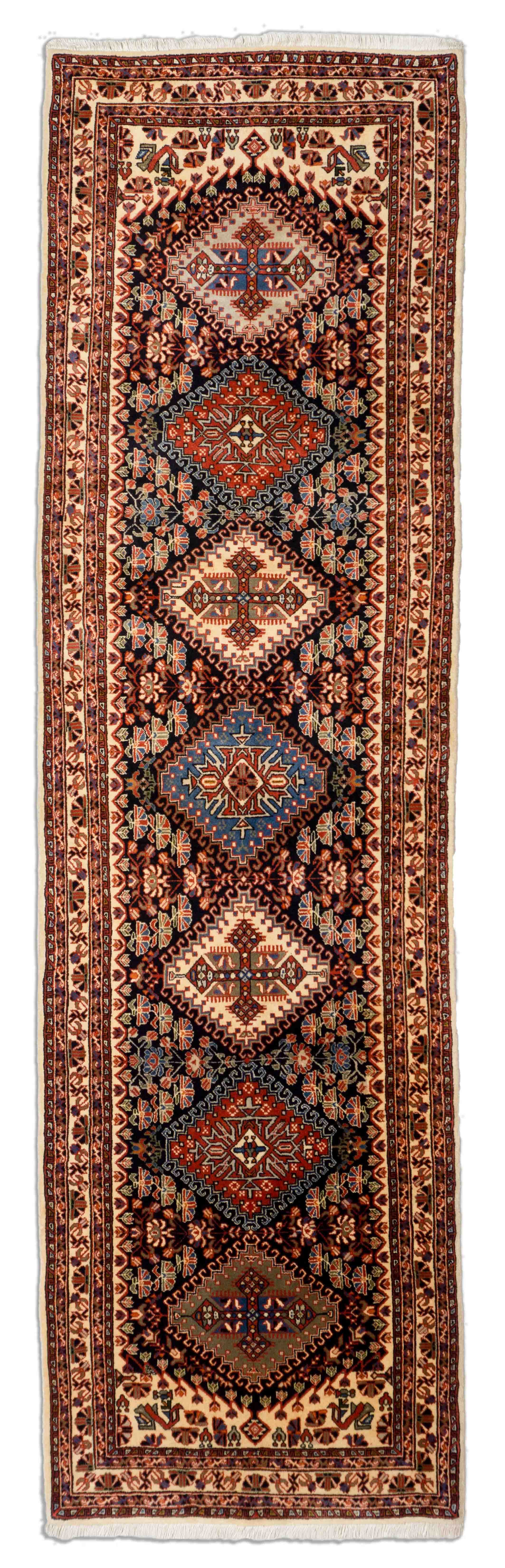 Eine Fotoaufnahme eines Semnan Teppichs.