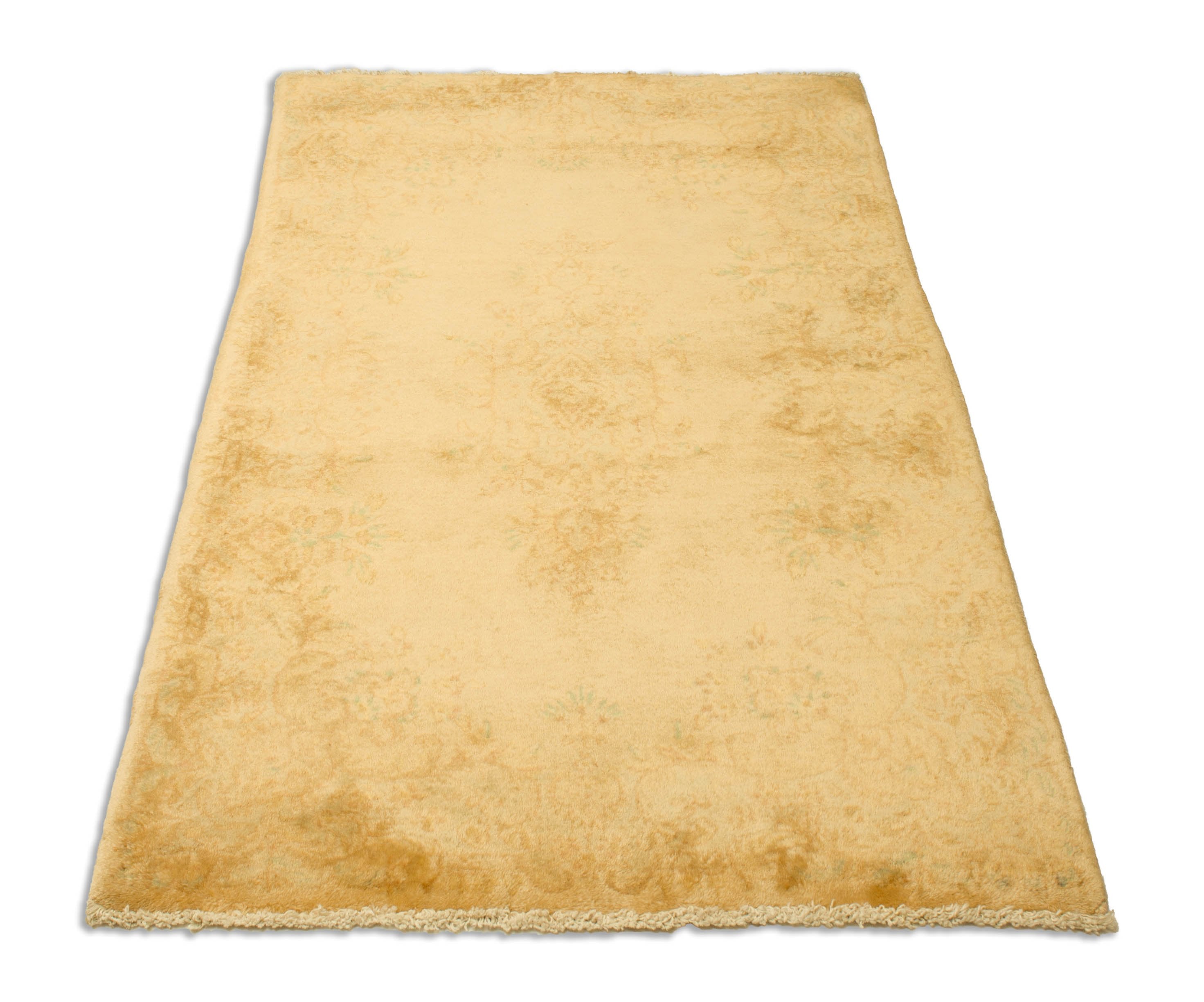 Eine Fotoaufnahme eines Yazd Teppichs.