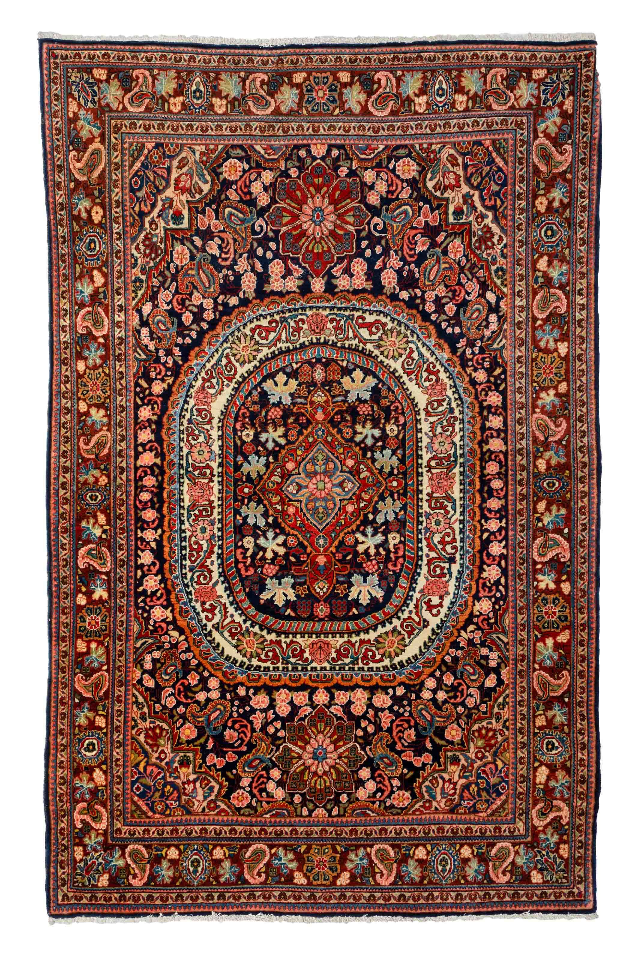 Eine Fotoaufnahme eines Sarough Teppichs.