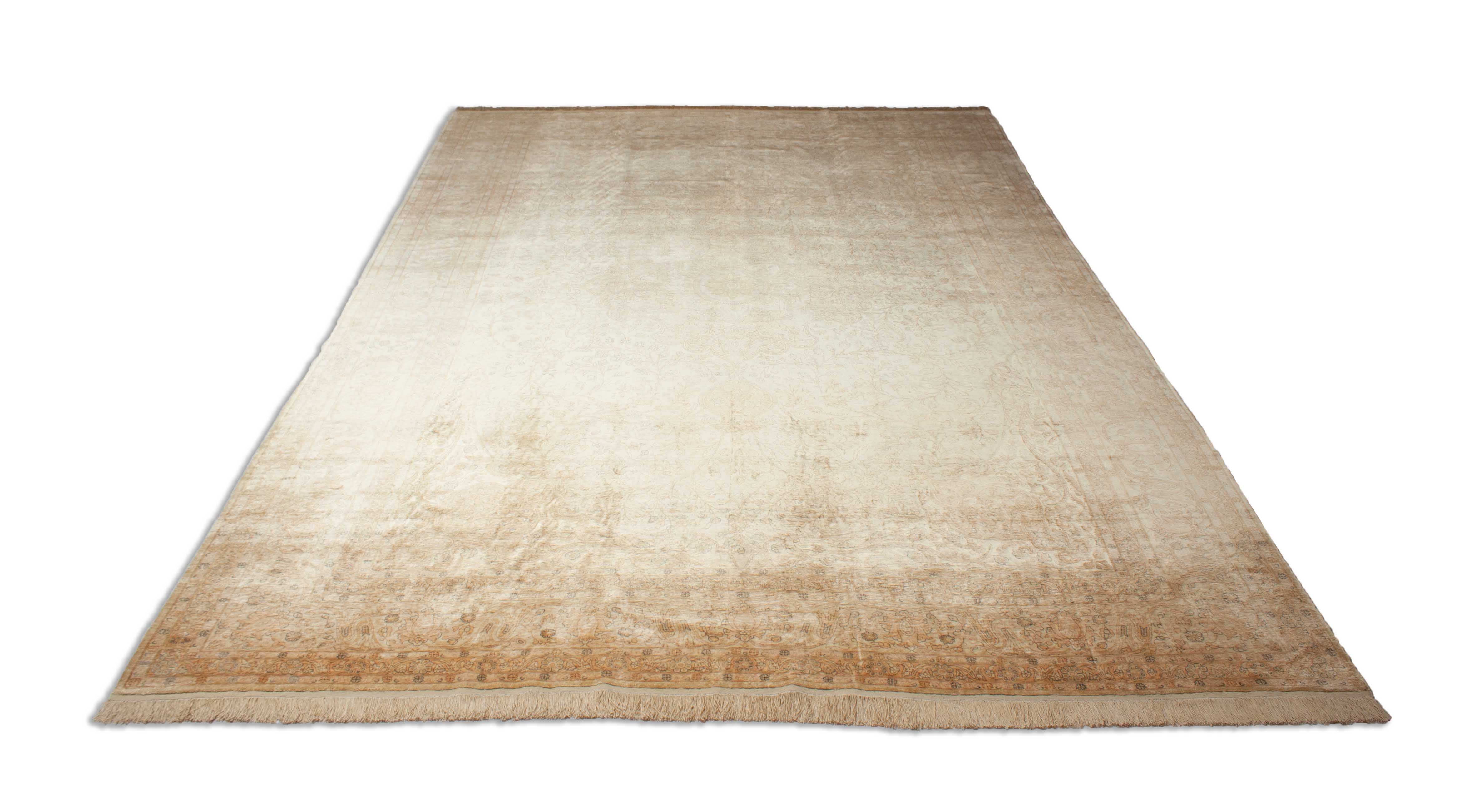 Eine Fotoaufnahme eines Hereke Teppichs.