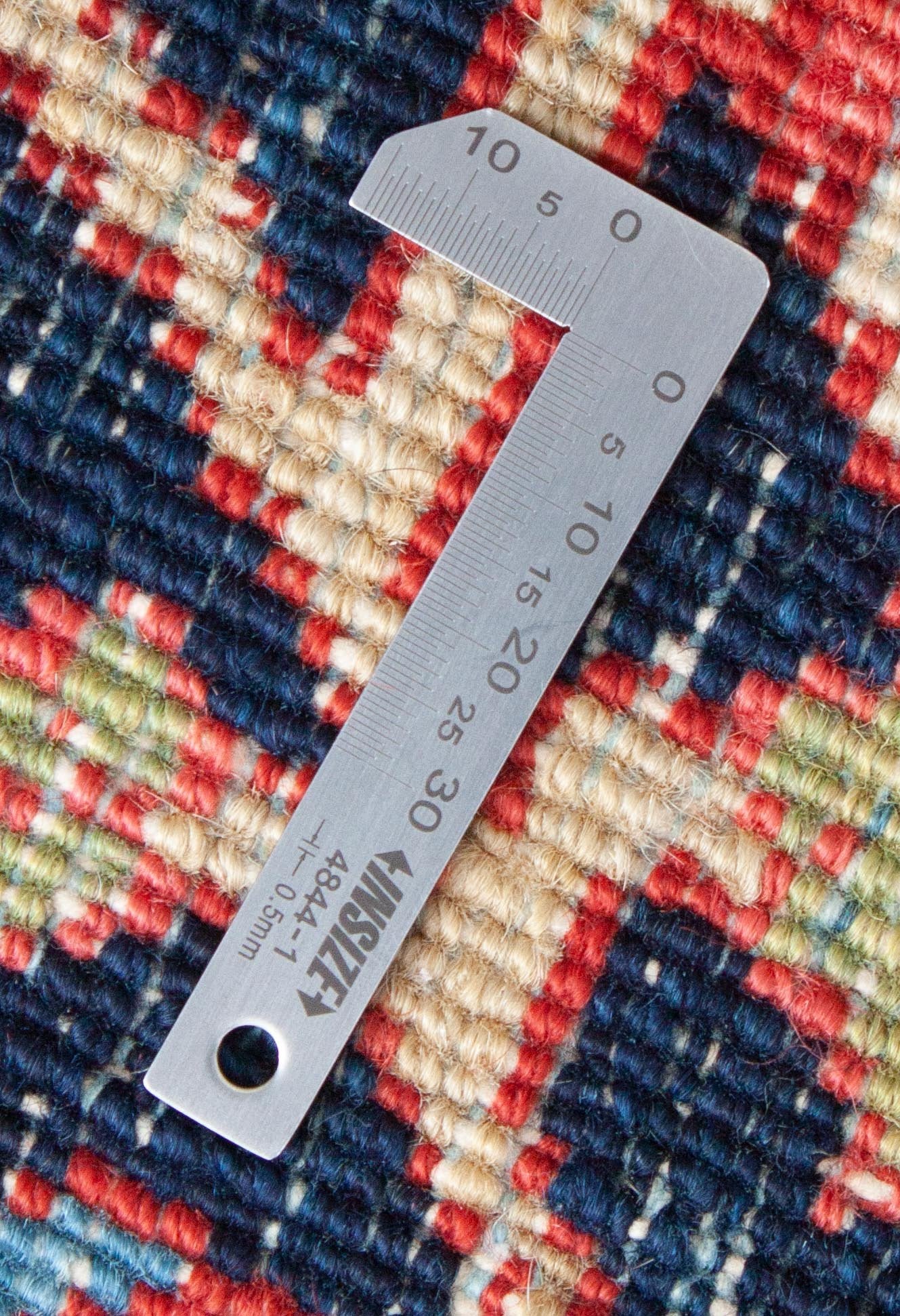 Eine Fotoaufnahme eines Heriz Teppichs.