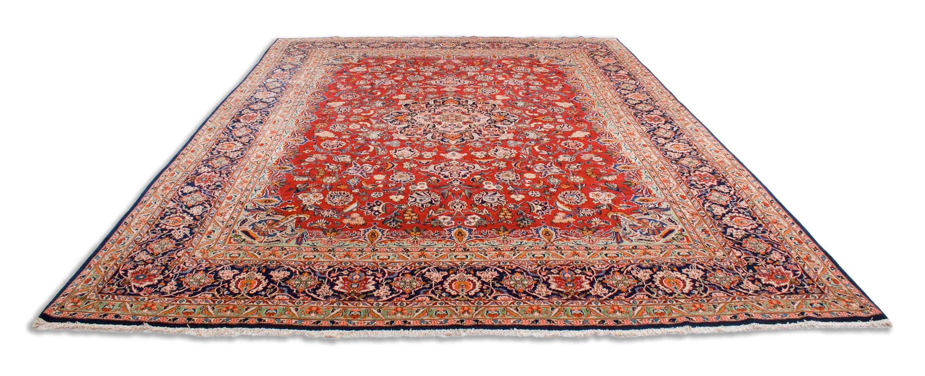 Eine Fotoaufnahme eines Keshan Teppichs.