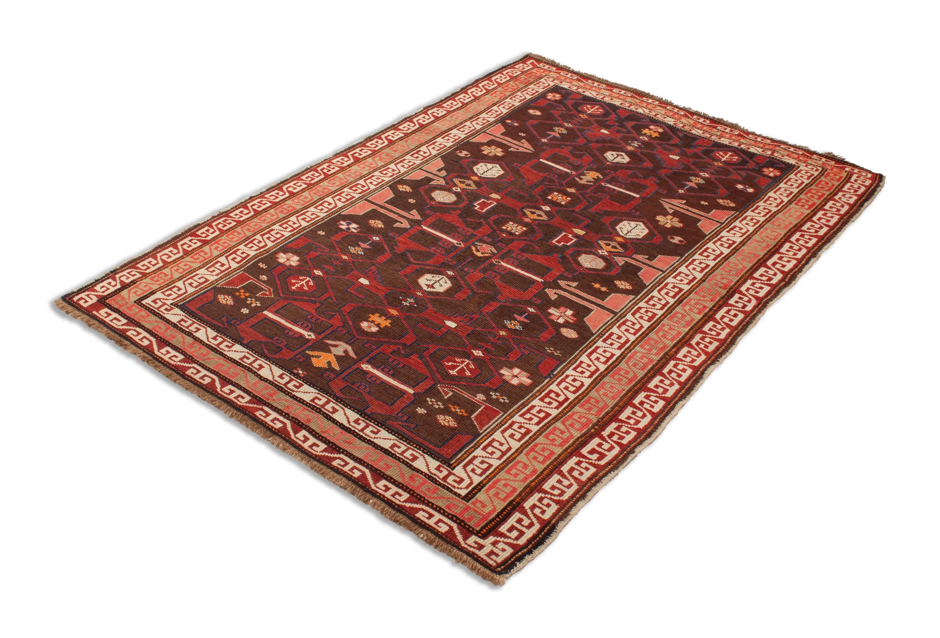 Eine Fotoaufnahme eines Perepedil Teppichs.