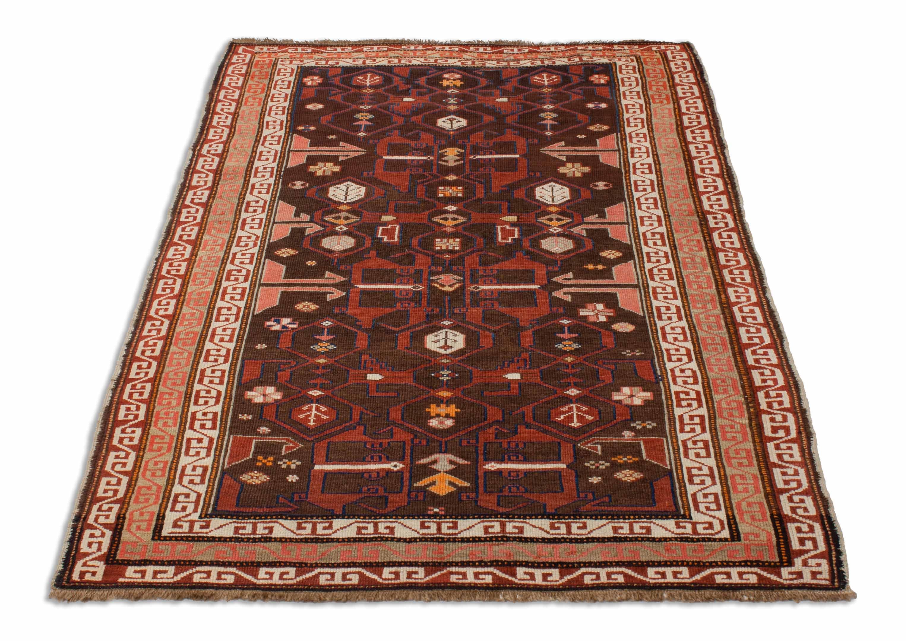 Eine Fotoaufnahme eines Perepedil Teppichs.