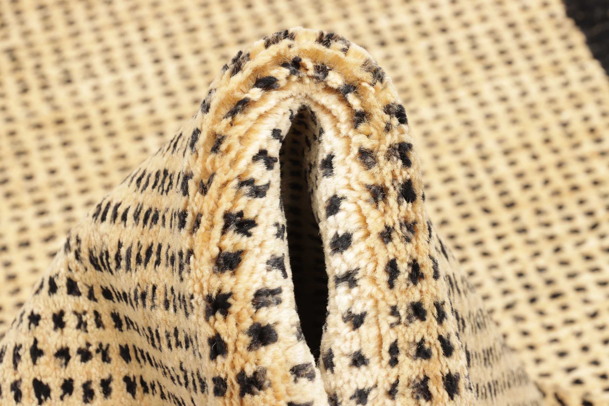 Lori | 205 cm x 78 cm | Nr. Z-1292