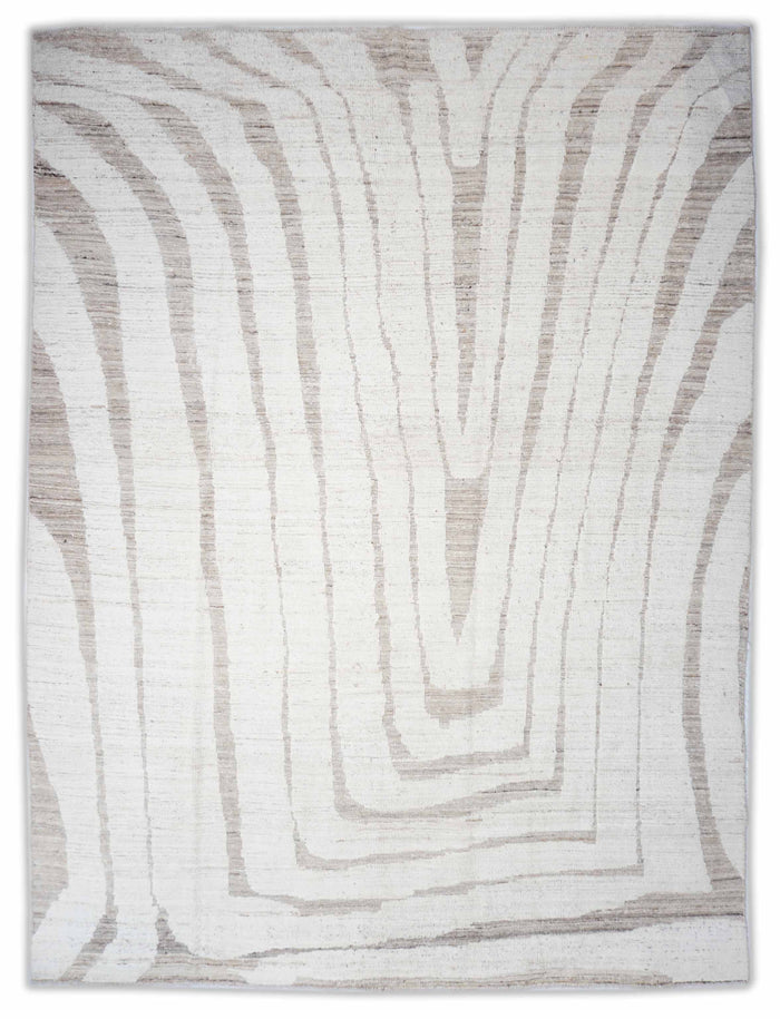 Geometrischer Beni Berber Teppich ind cremeweiß, hellgrau und 369 cm x 277 cm groß