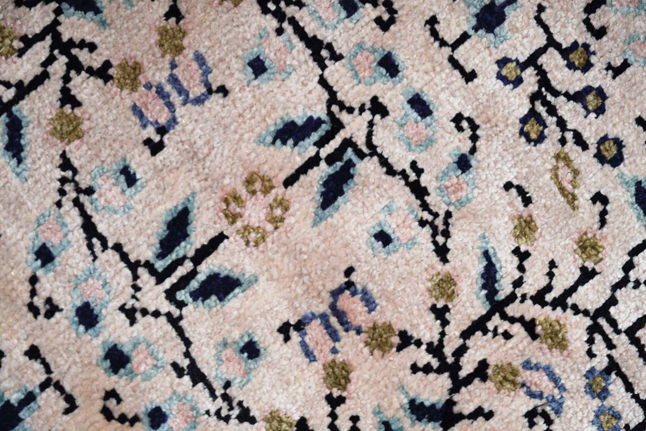 Türkischer Orientteppich aus reiner Seide | 139 cm x 73 cm | Nr. Z-1555