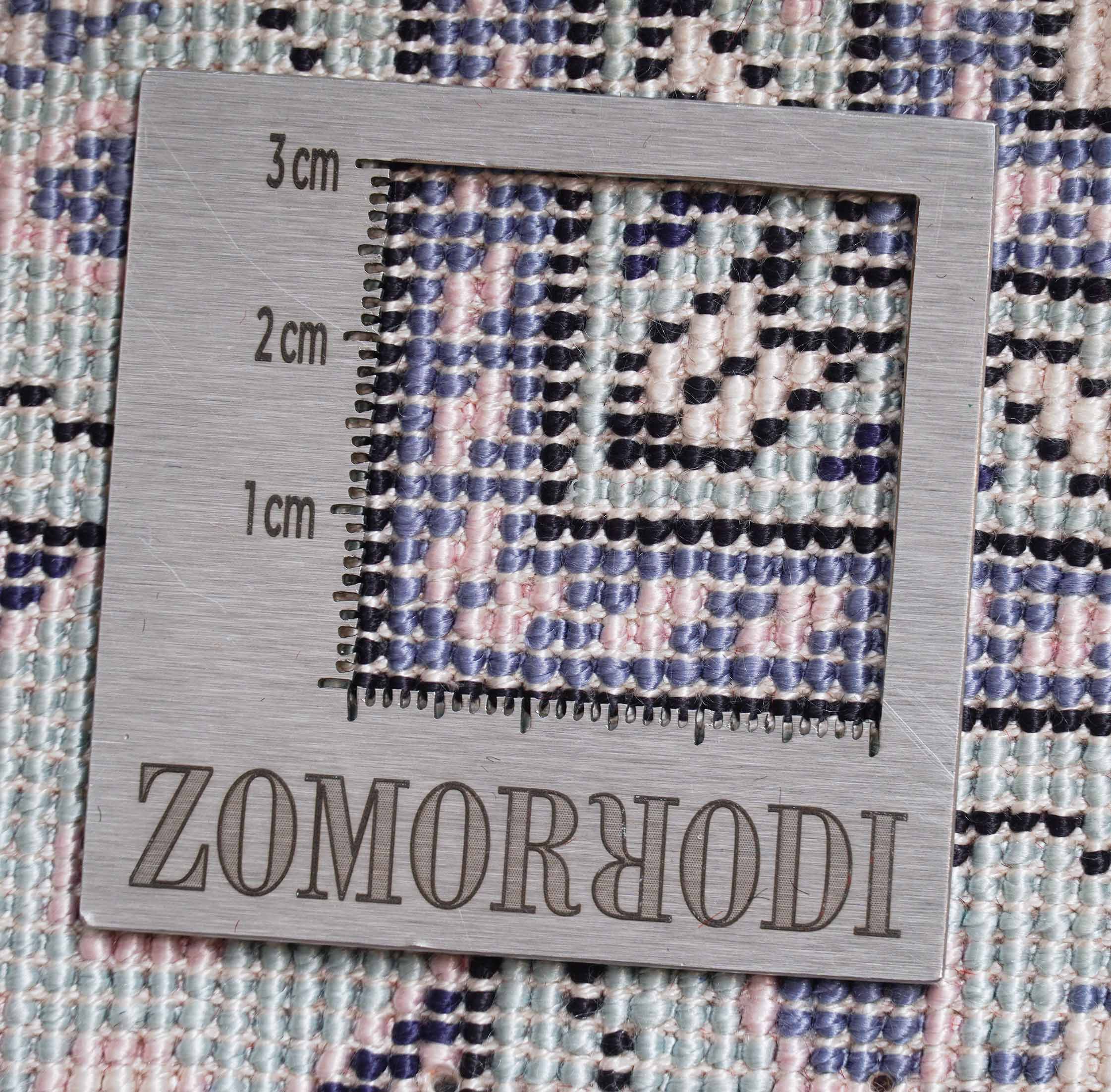 Türkischer Orientteppich aus reiner Seide | 139 cm x 73 cm | Nr. Z-1555